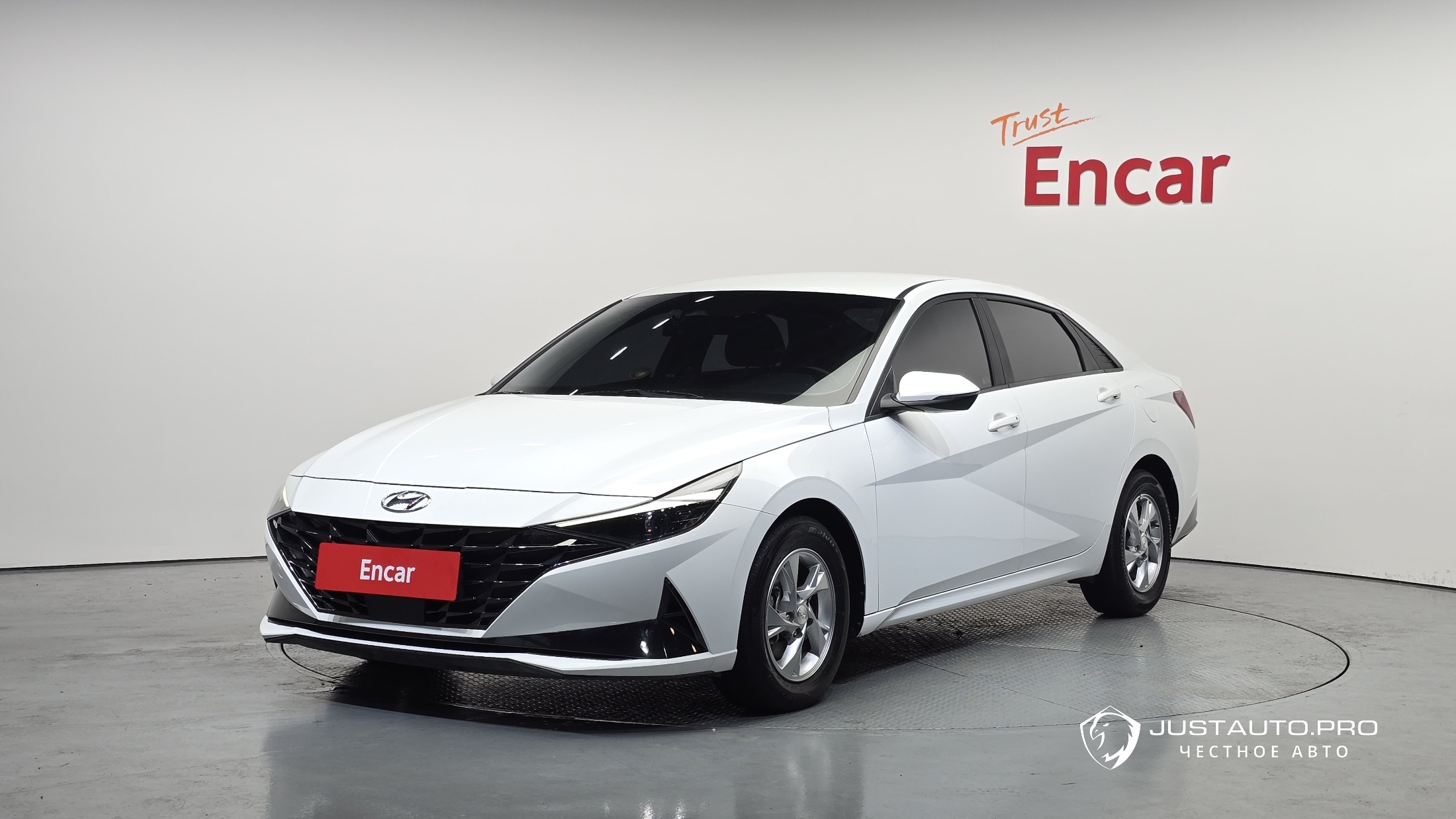 Автомобиль Hyundai AVANTE