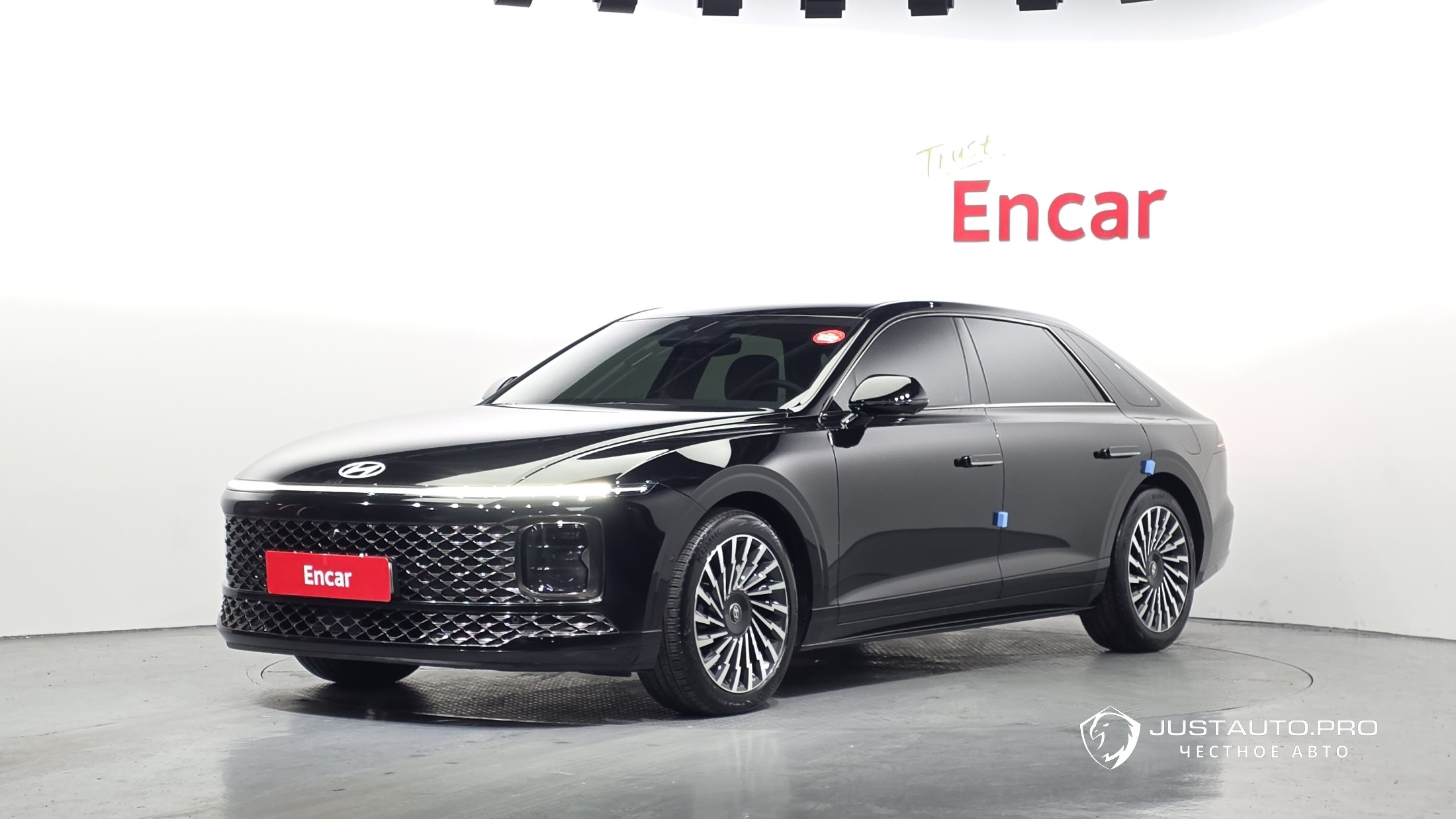 Автомобиль Hyundai Grandeur