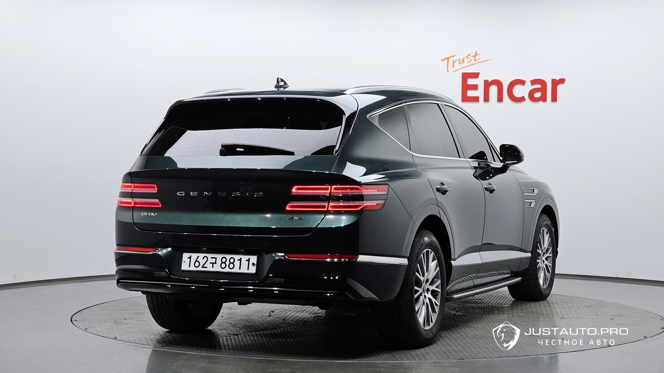 Автомобиль Genesis GV80