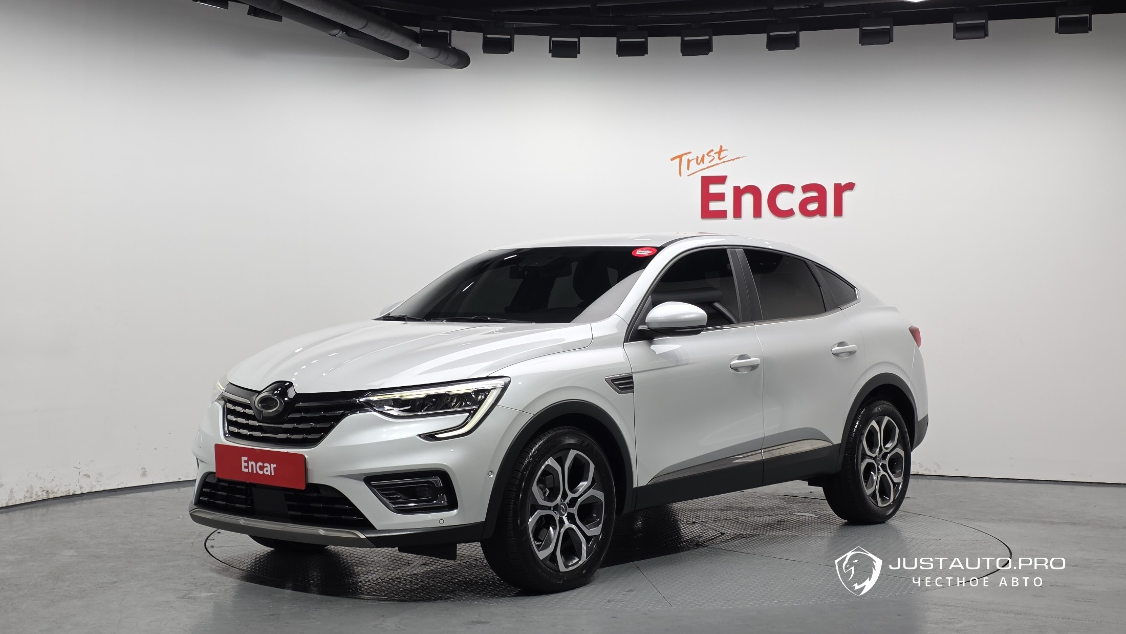 Автомобиль Renault-KoreaSamsung XM3