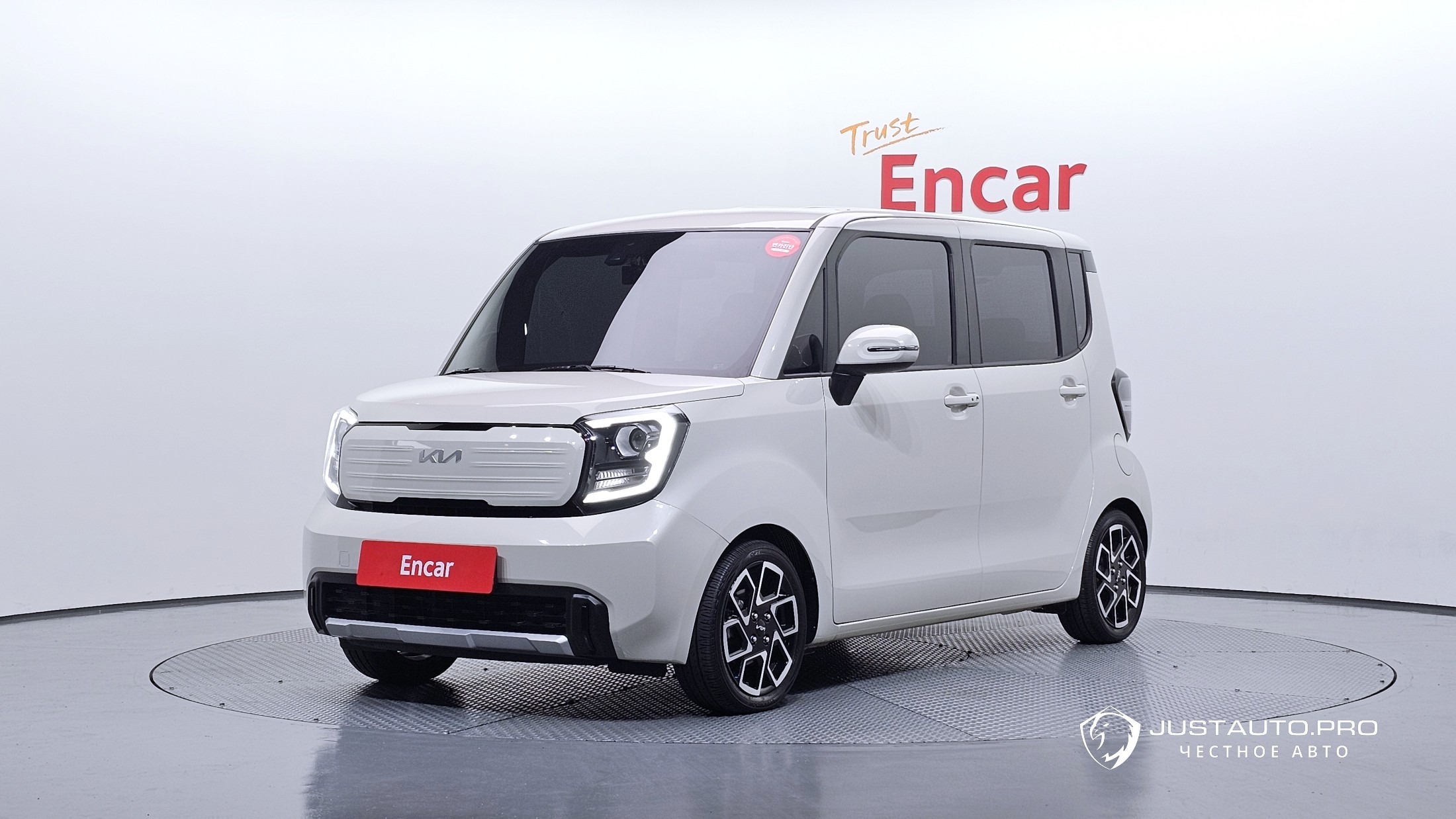 Автомобиль Kia RAY