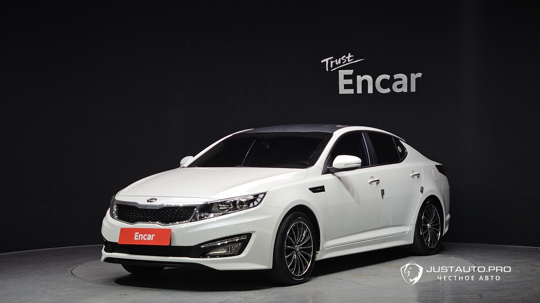 Автомобиль Kia K5