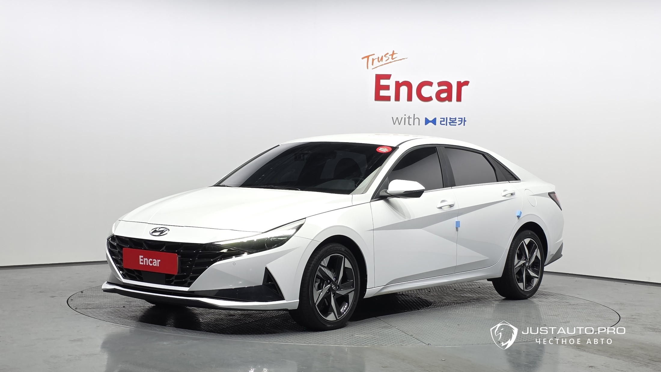 Автомобиль Hyundai AVANTE