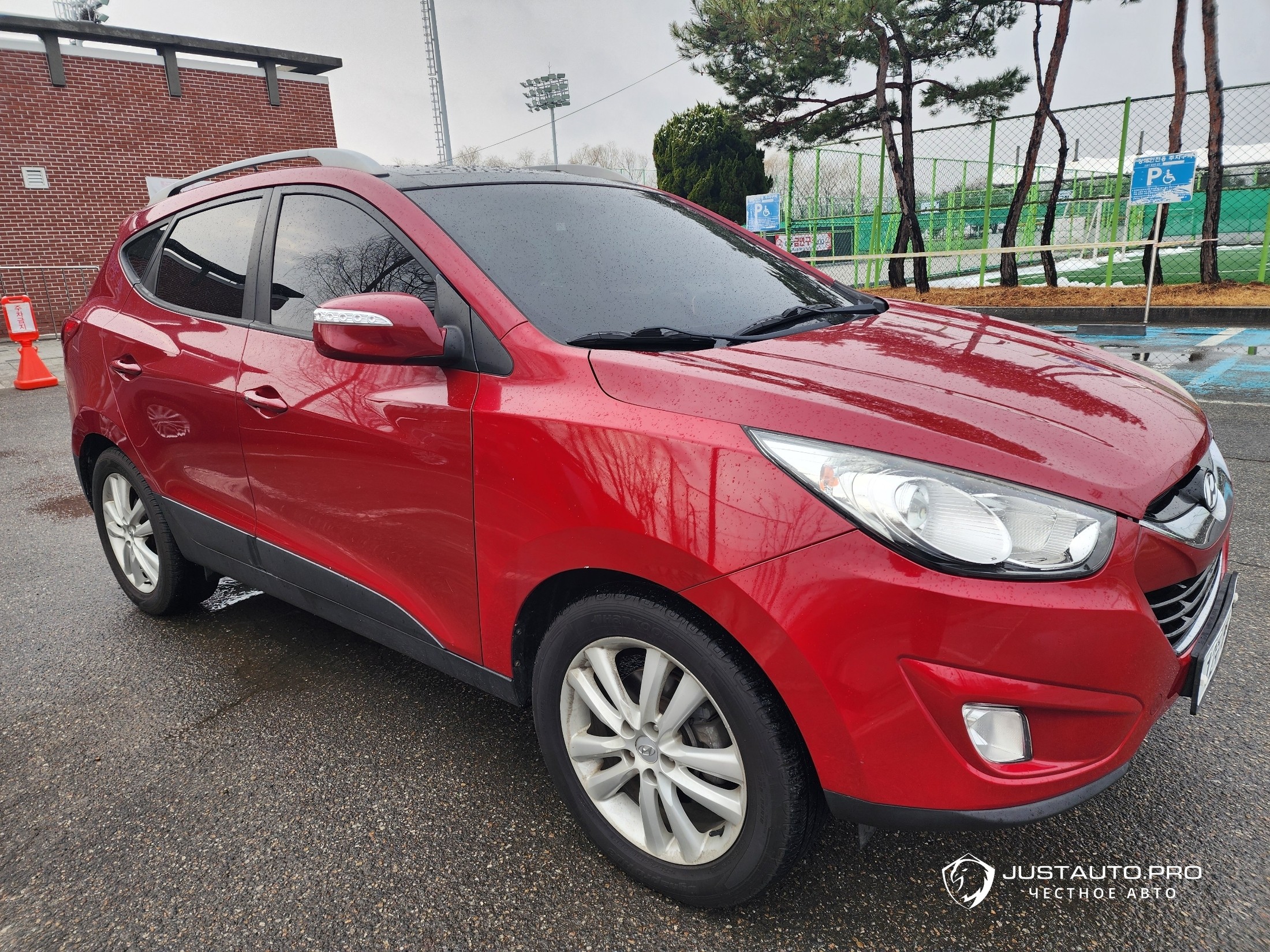 Автомобиль Hyundai Tucson