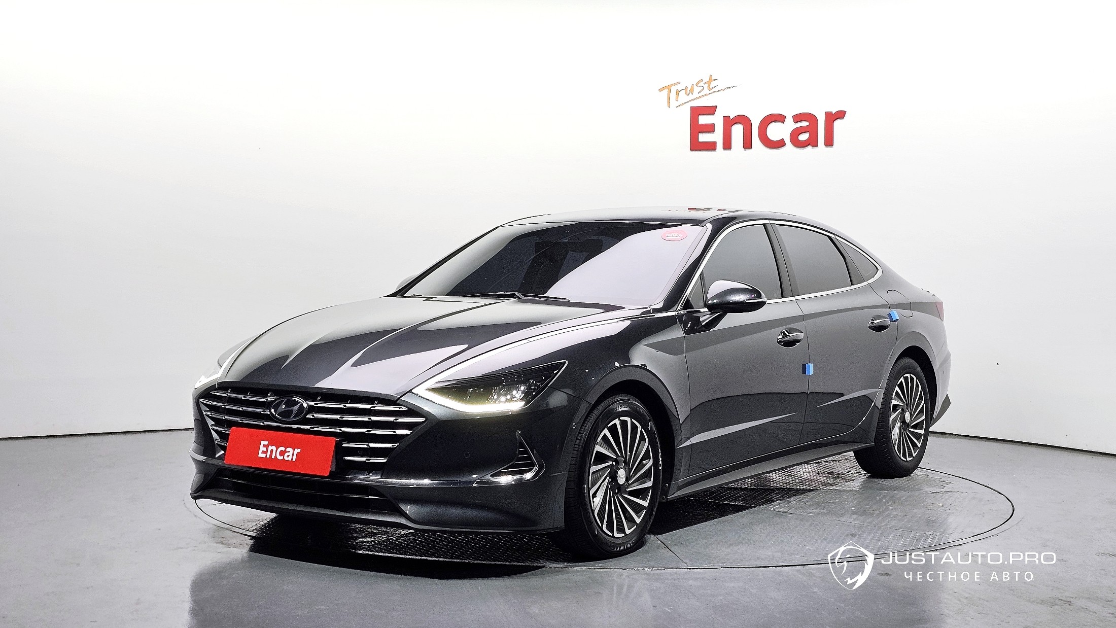 Автомобиль Hyundai Sonata