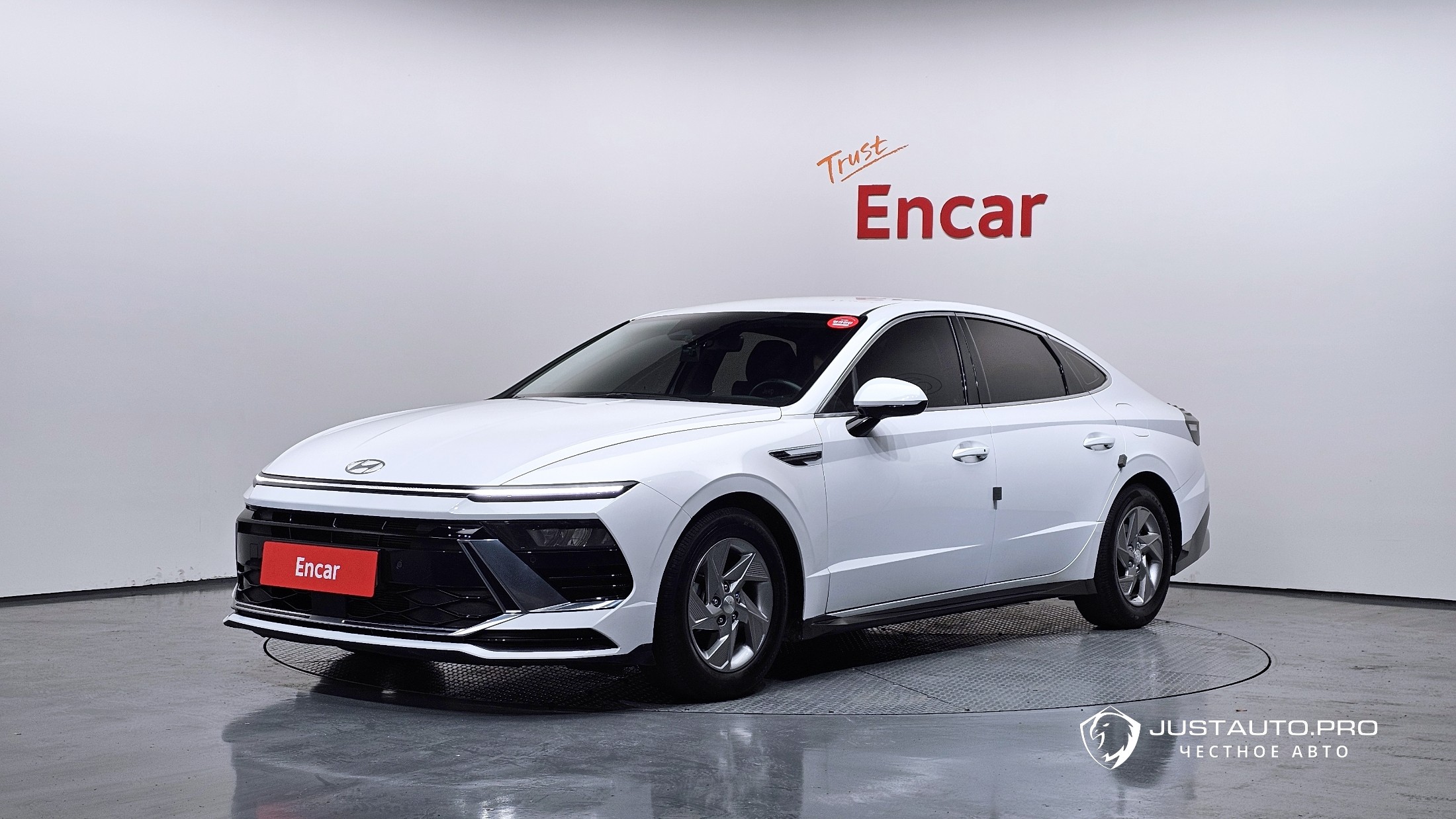 Автомобиль Hyundai Sonata