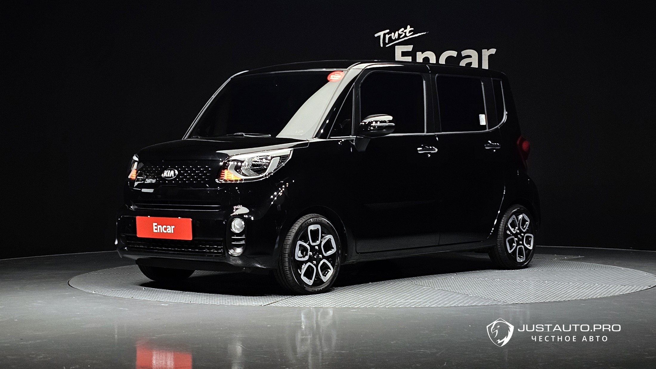 Автомобиль Kia RAY