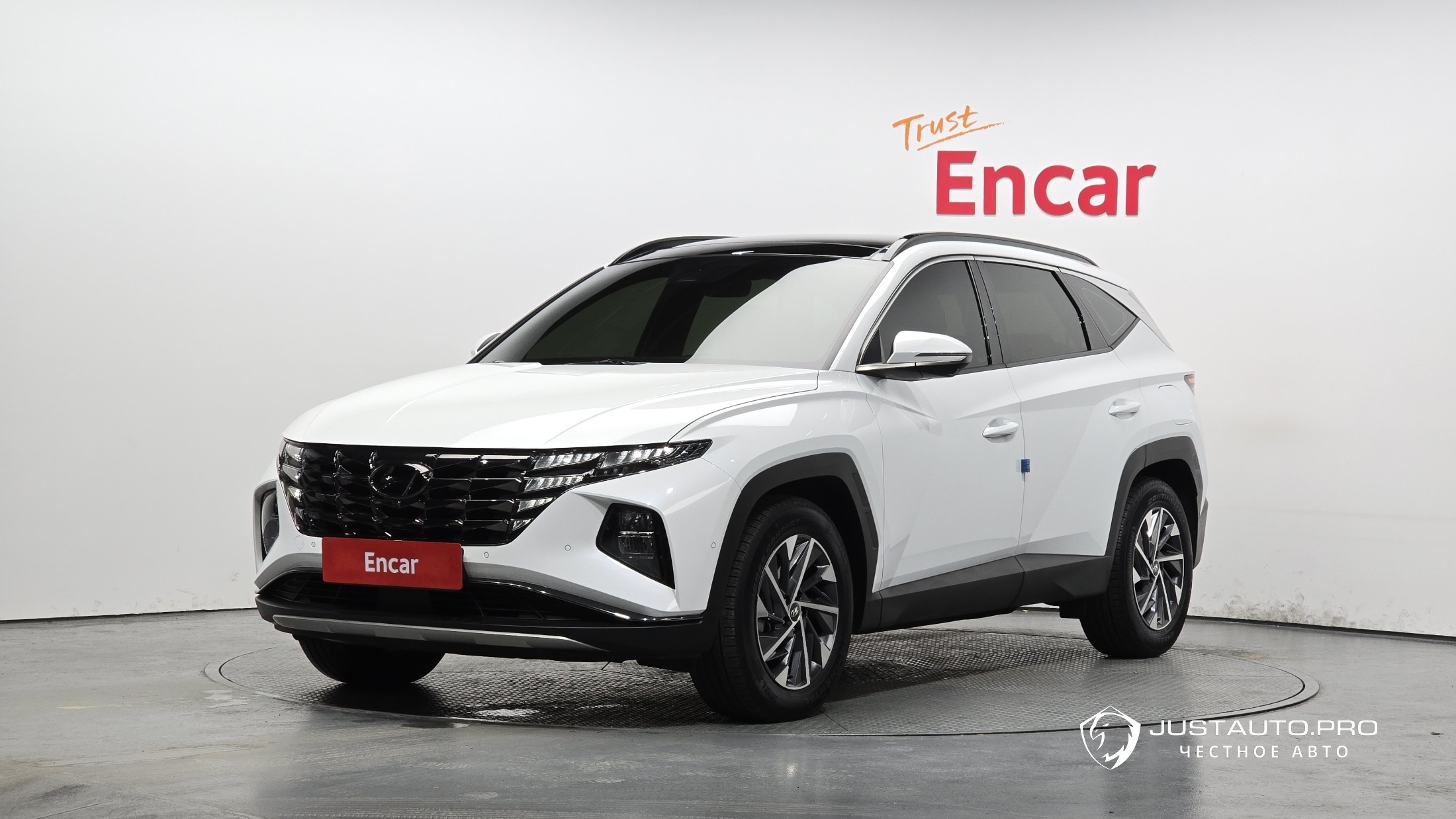 Автомобиль Hyundai Tucson