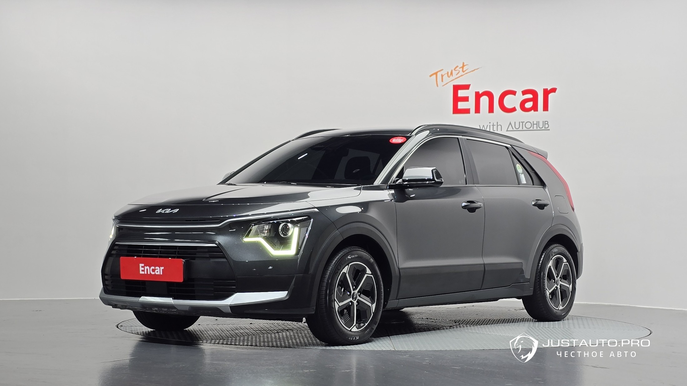 Автомобиль Kia Niro