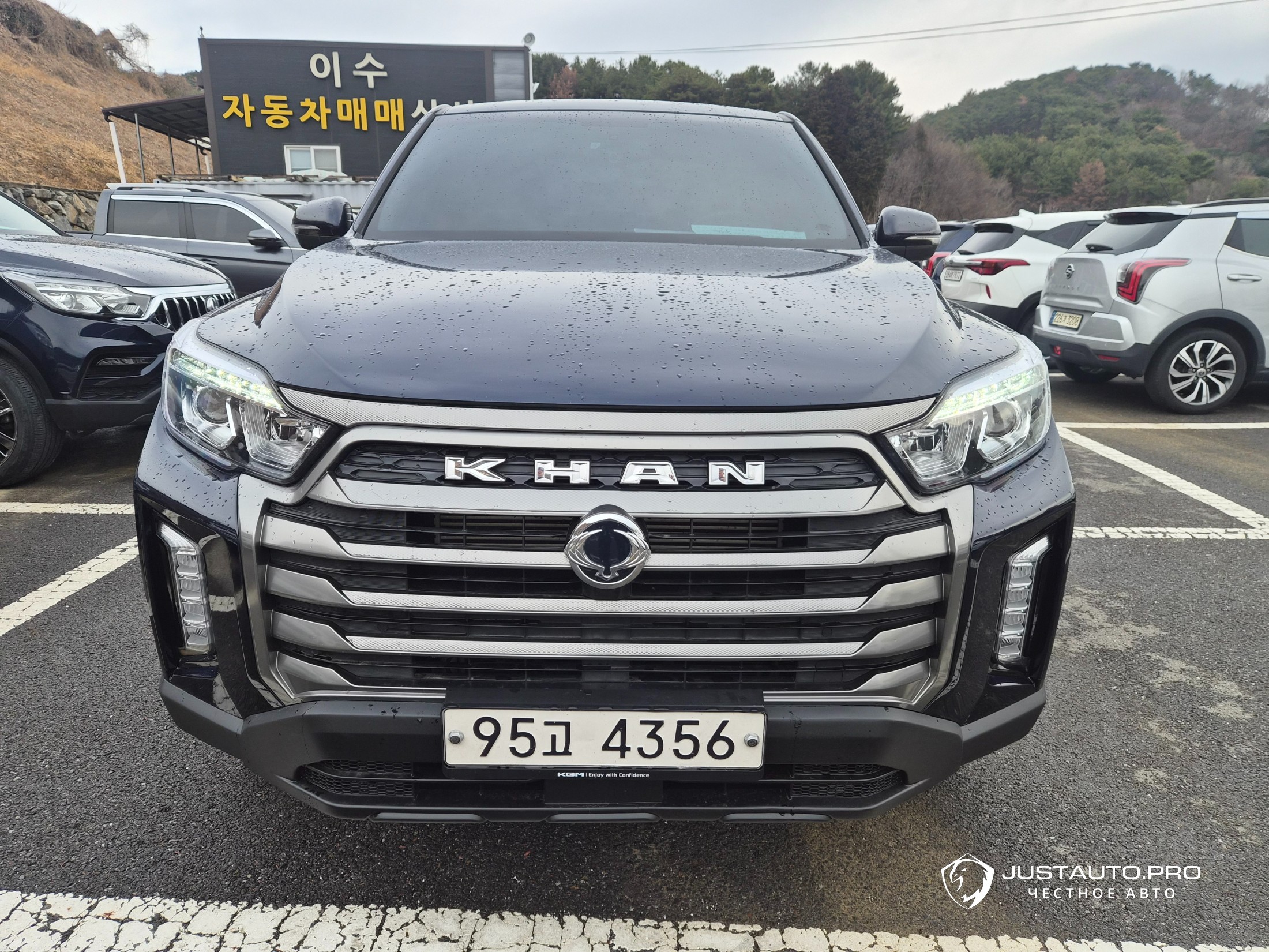 Автомобиль KG_Mobility_Ssangyong Rexton