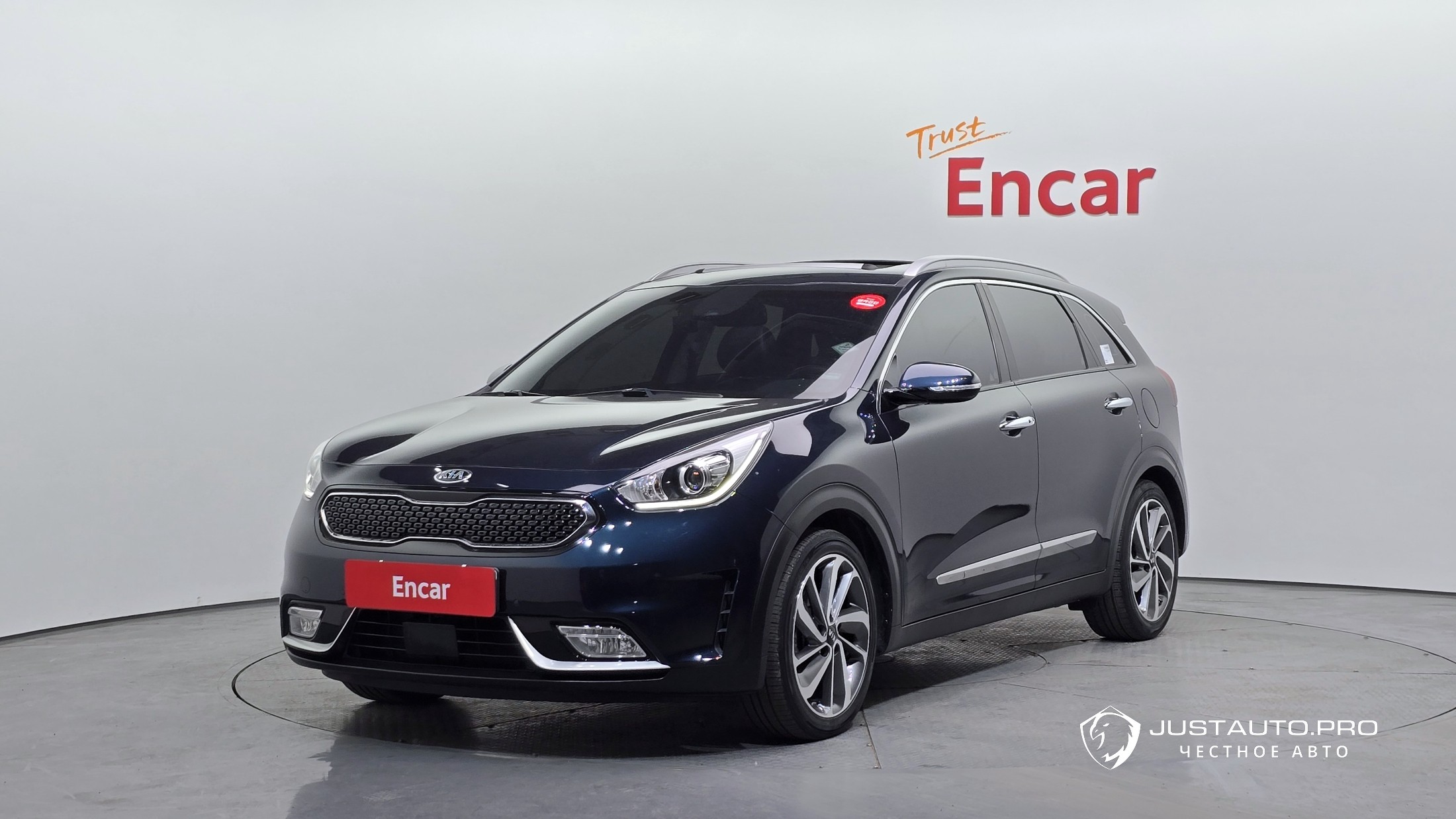 Автомобиль Kia Niro