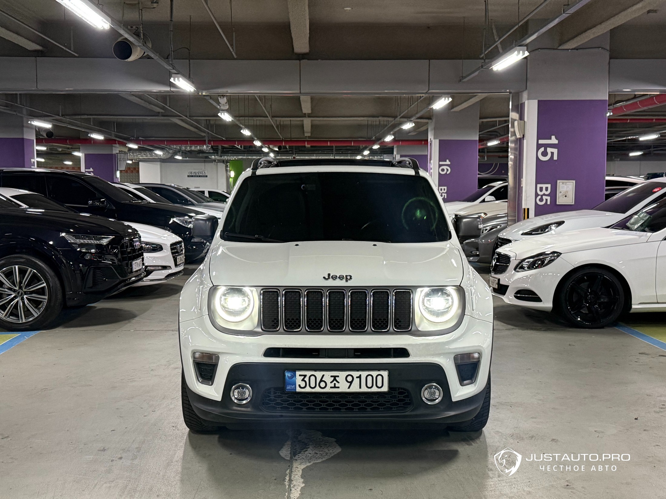 Автомобиль Jeep Renegade