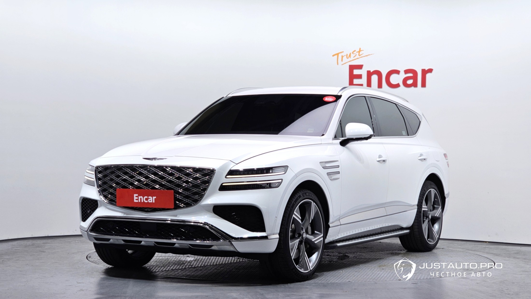 Автомобиль Genesis GV80