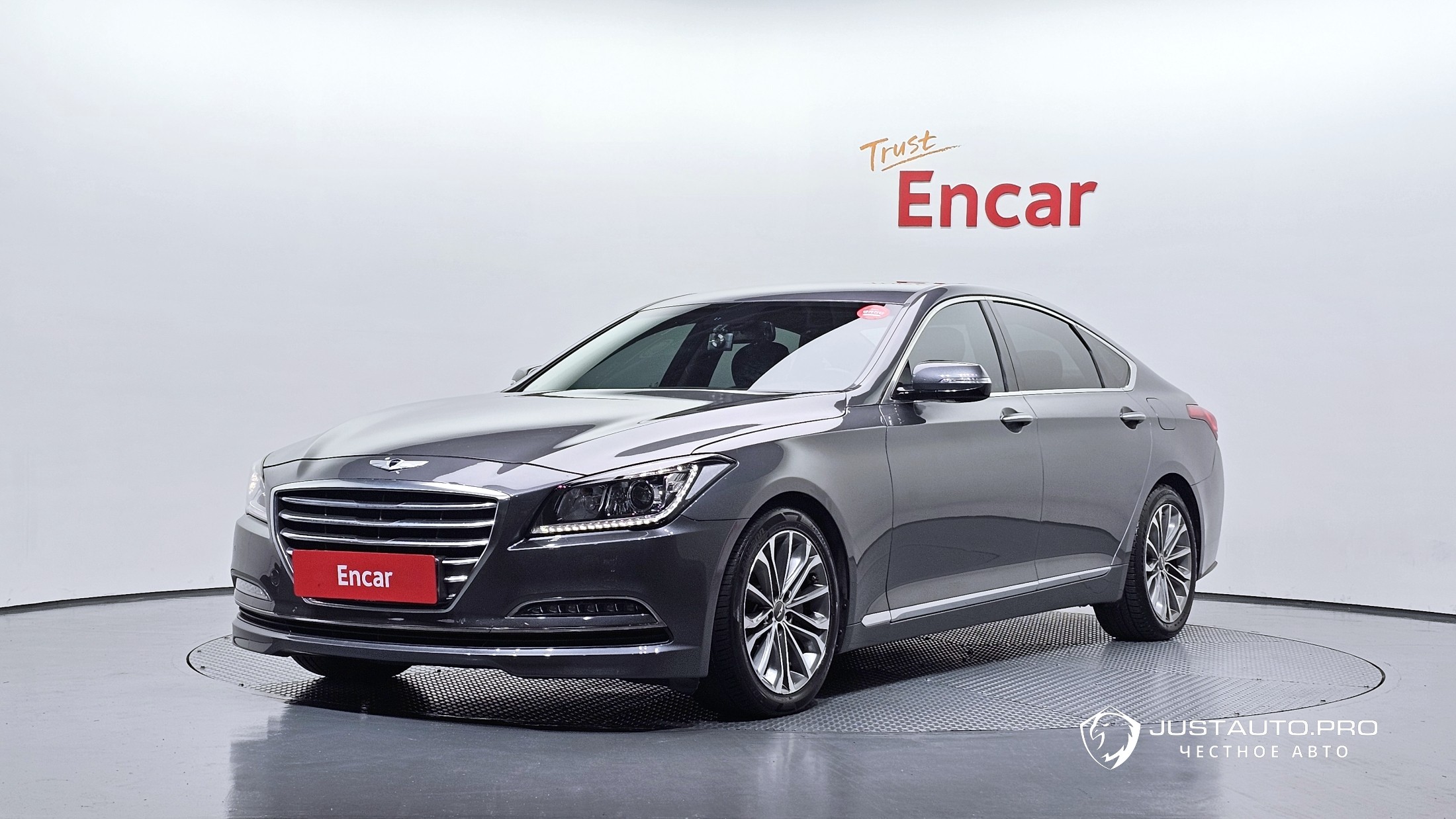 Автомобиль Hyundai Genesis