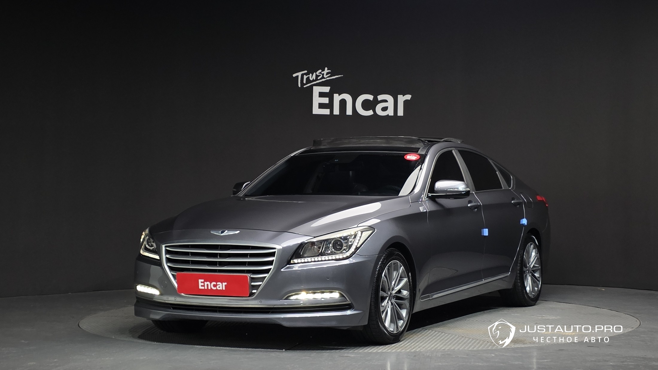 Автомобиль Hyundai Genesis
