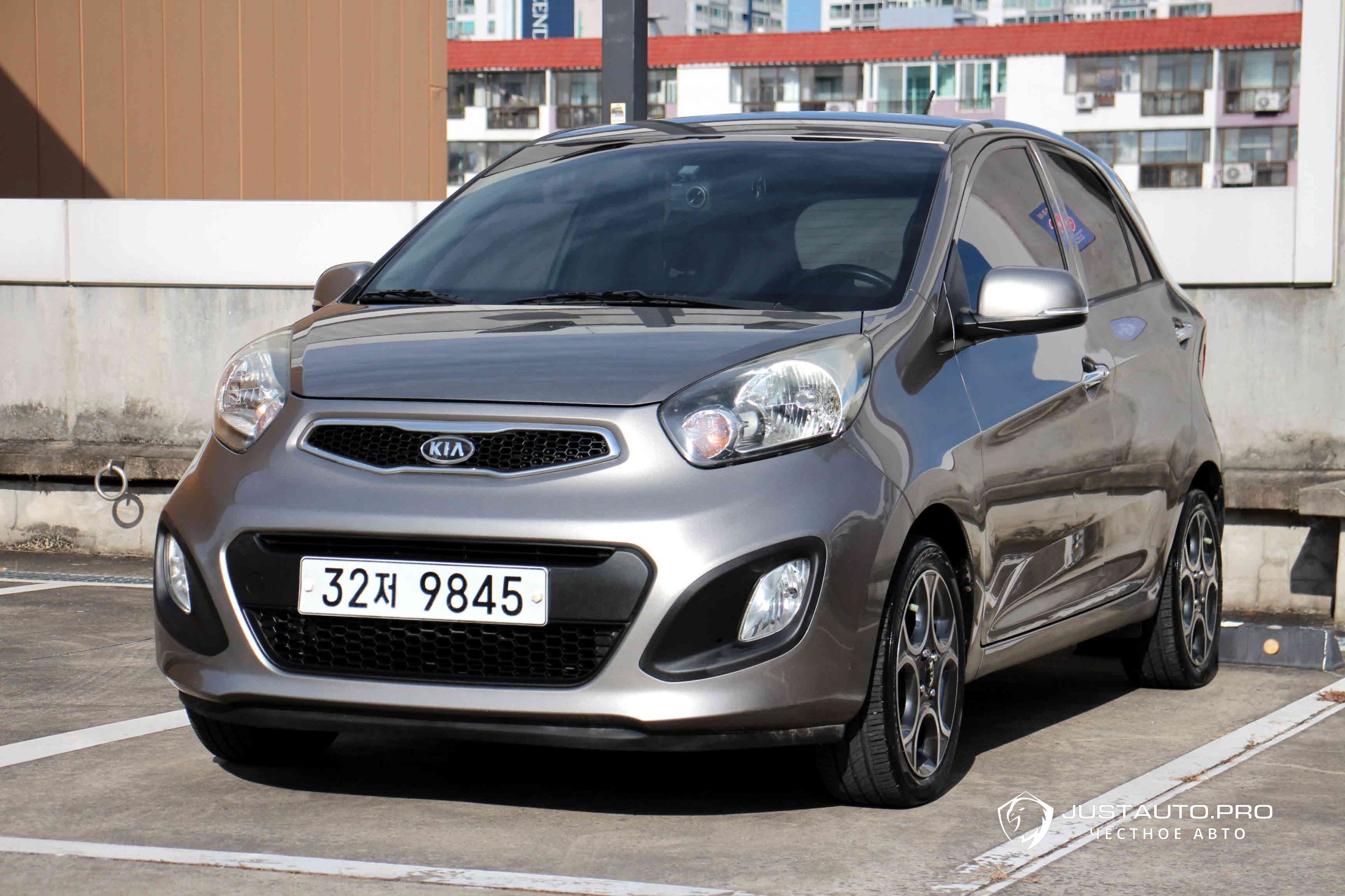 Автомобиль Kia morning