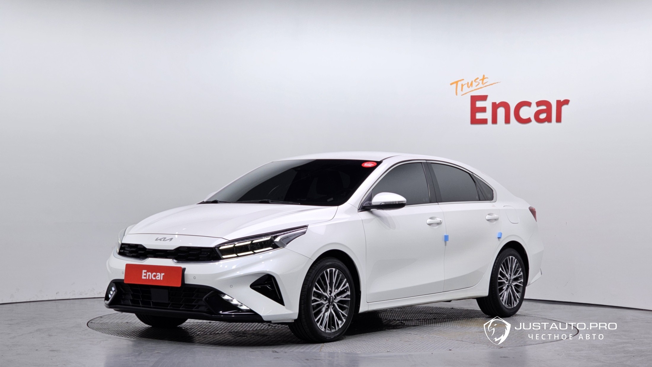 Автомобиль Kia K3