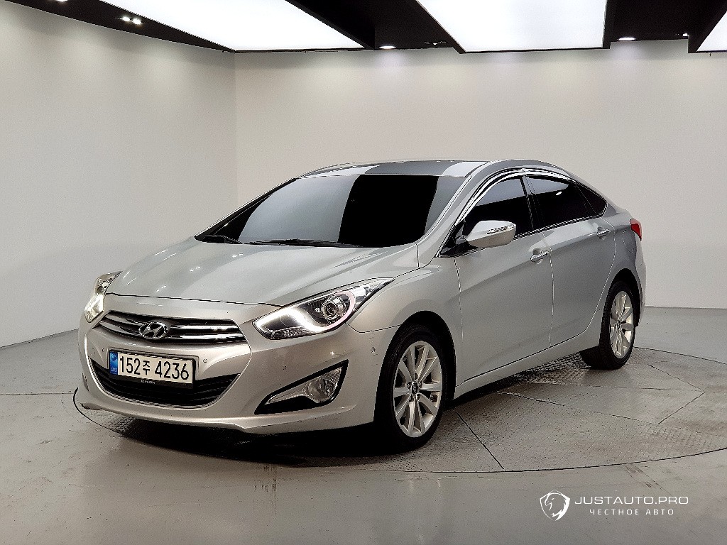 Автомобиль Hyundai i40