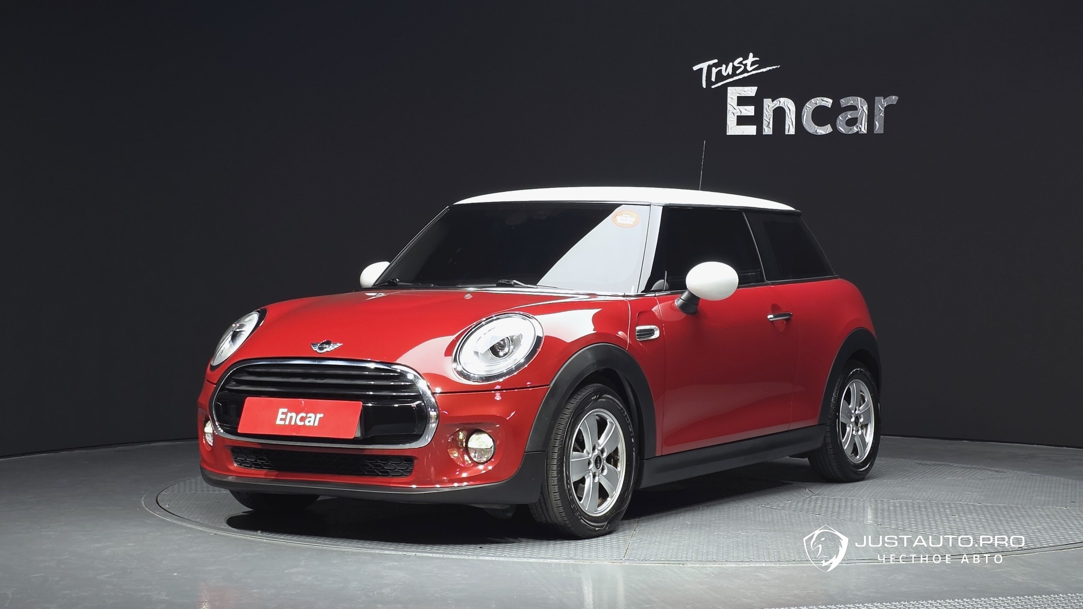 Автомобиль Mini Cooper