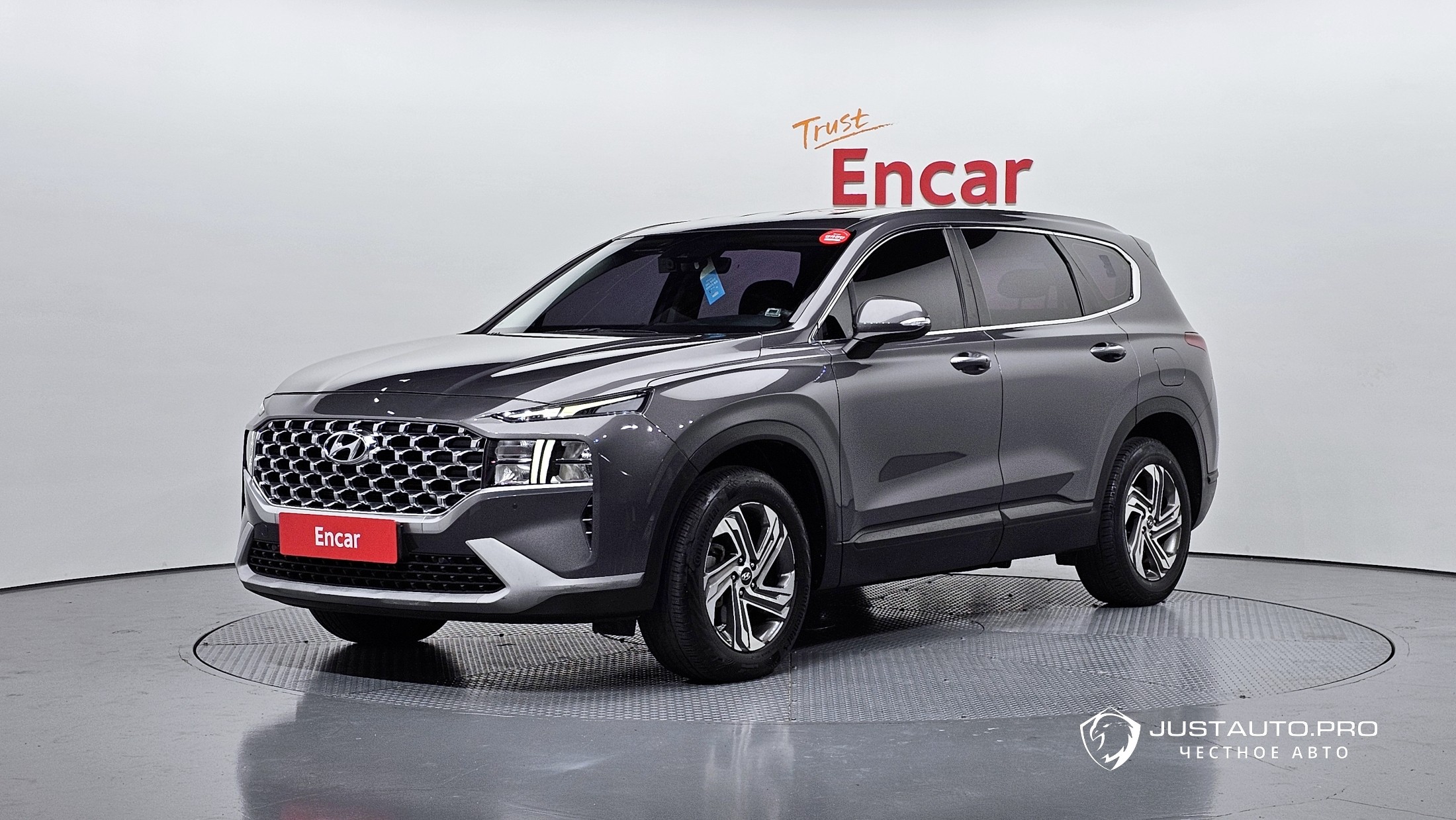 Автомобиль Hyundai Santafe