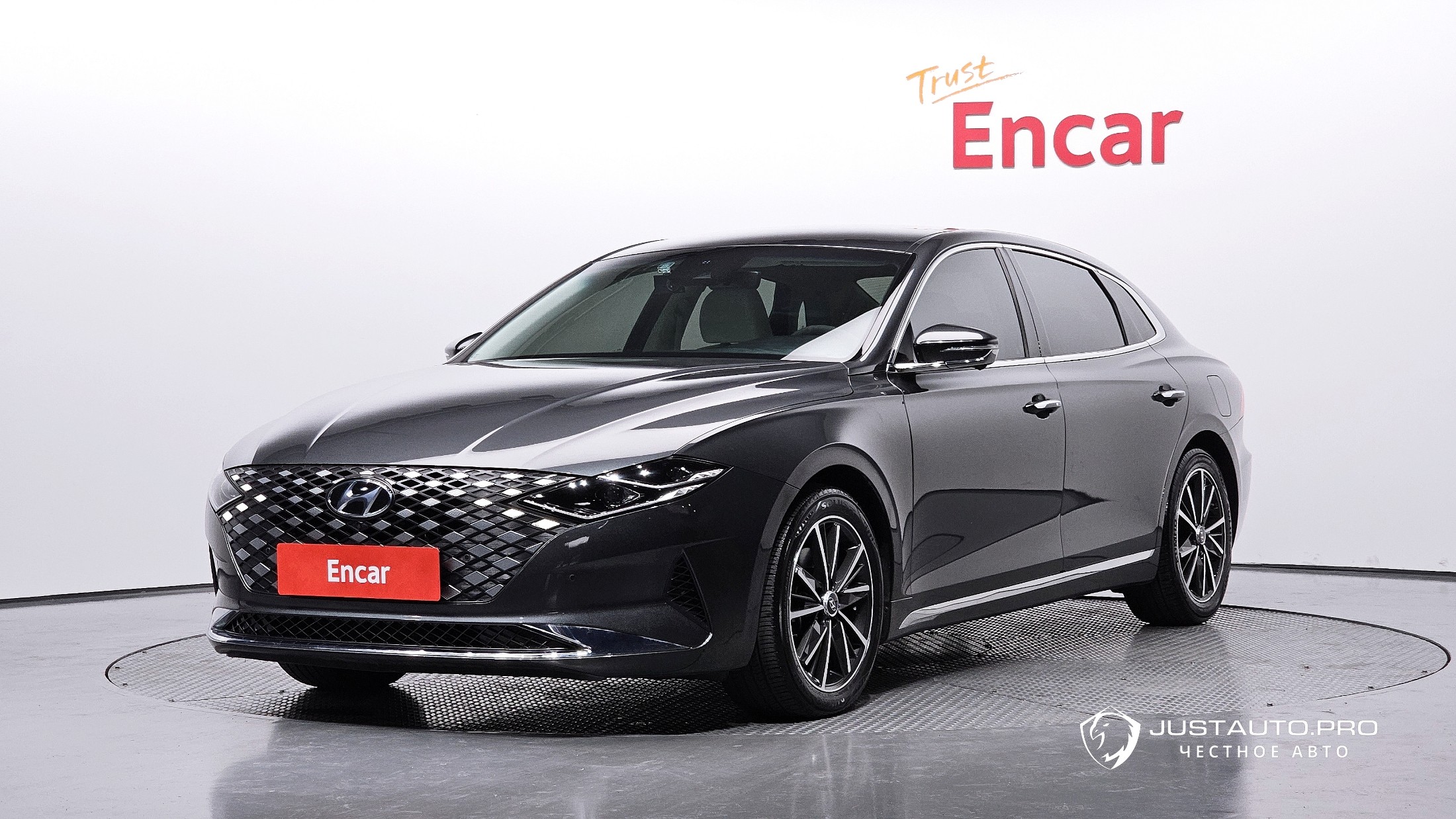 Автомобиль Hyundai Grandeur
