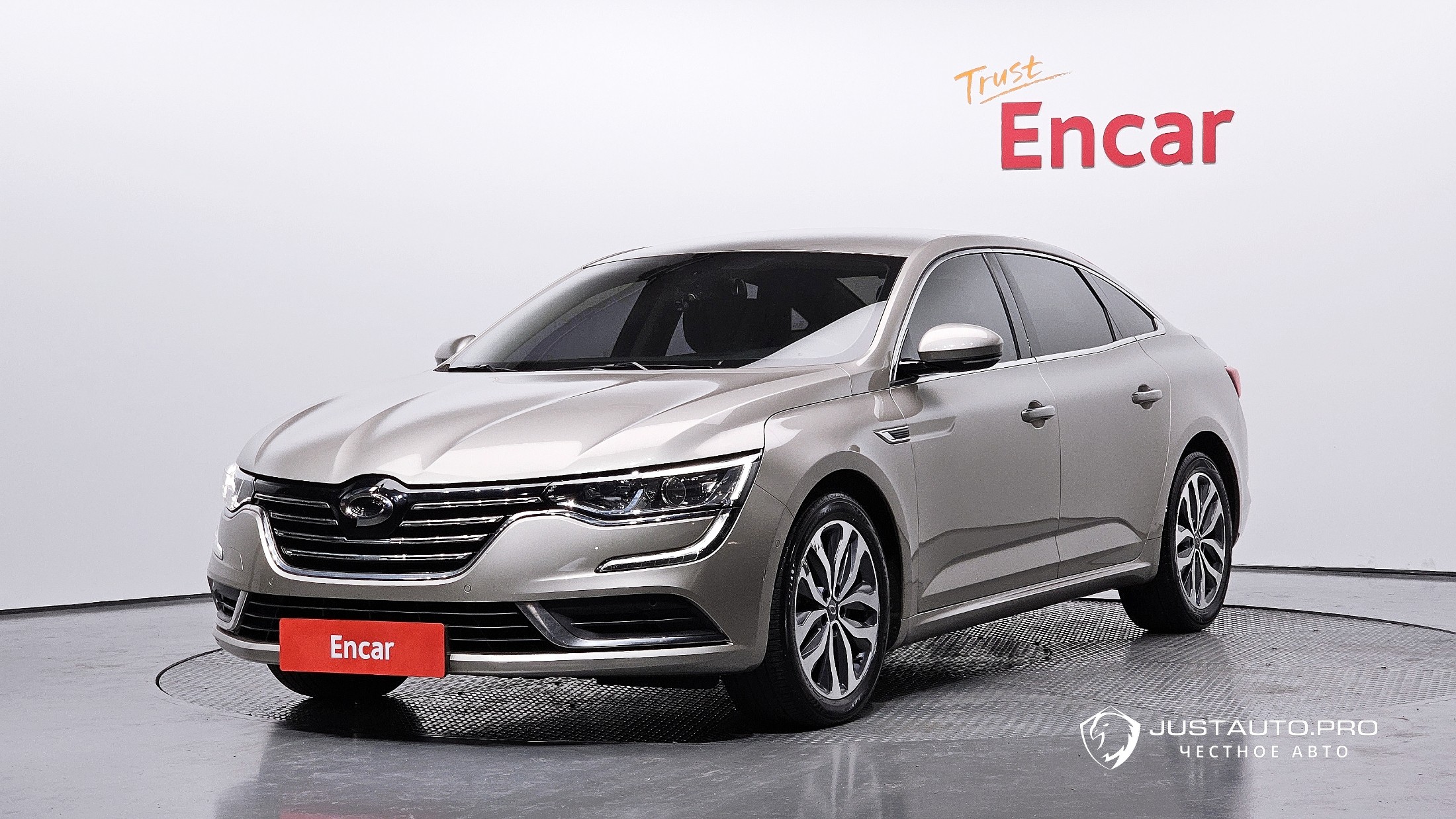 Автомобиль Renault-KoreaSamsung SM6