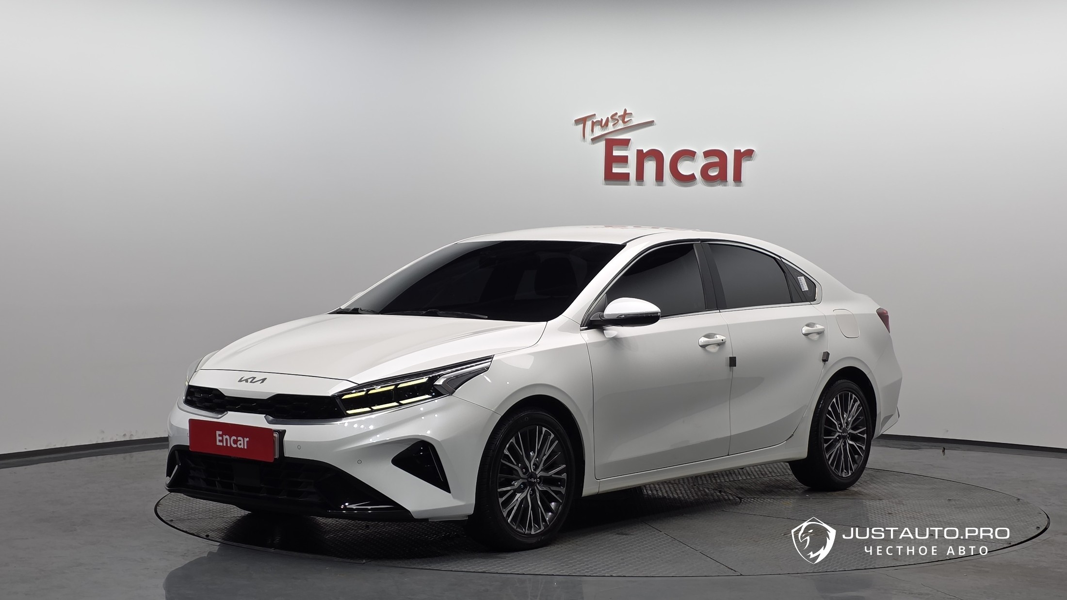 Автомобиль Kia K3