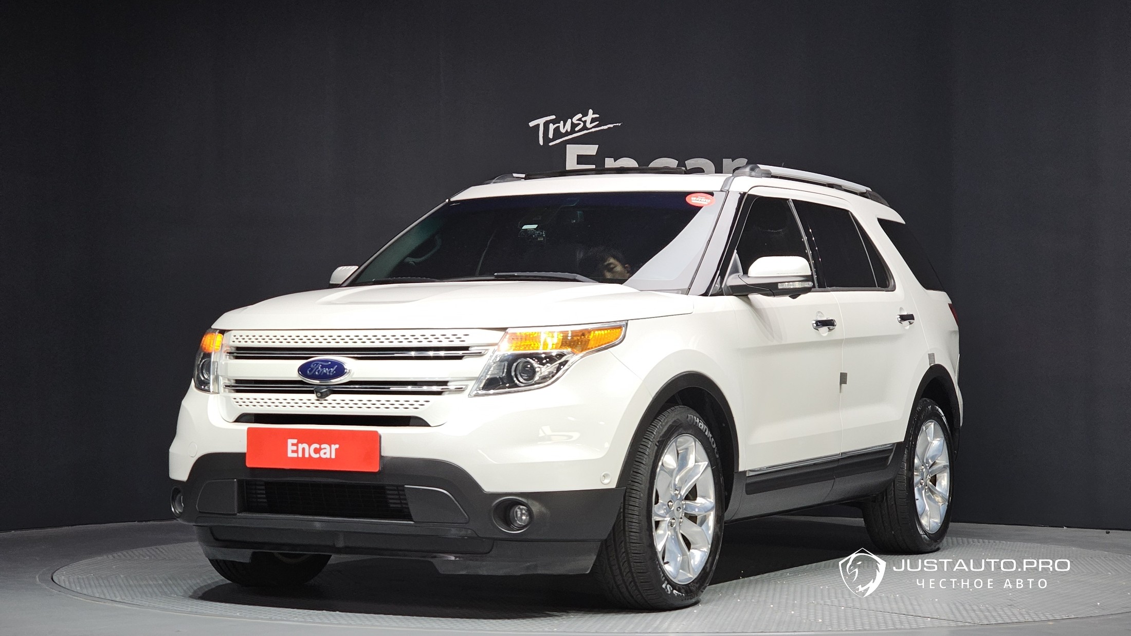 Автомобиль Ford Explorer