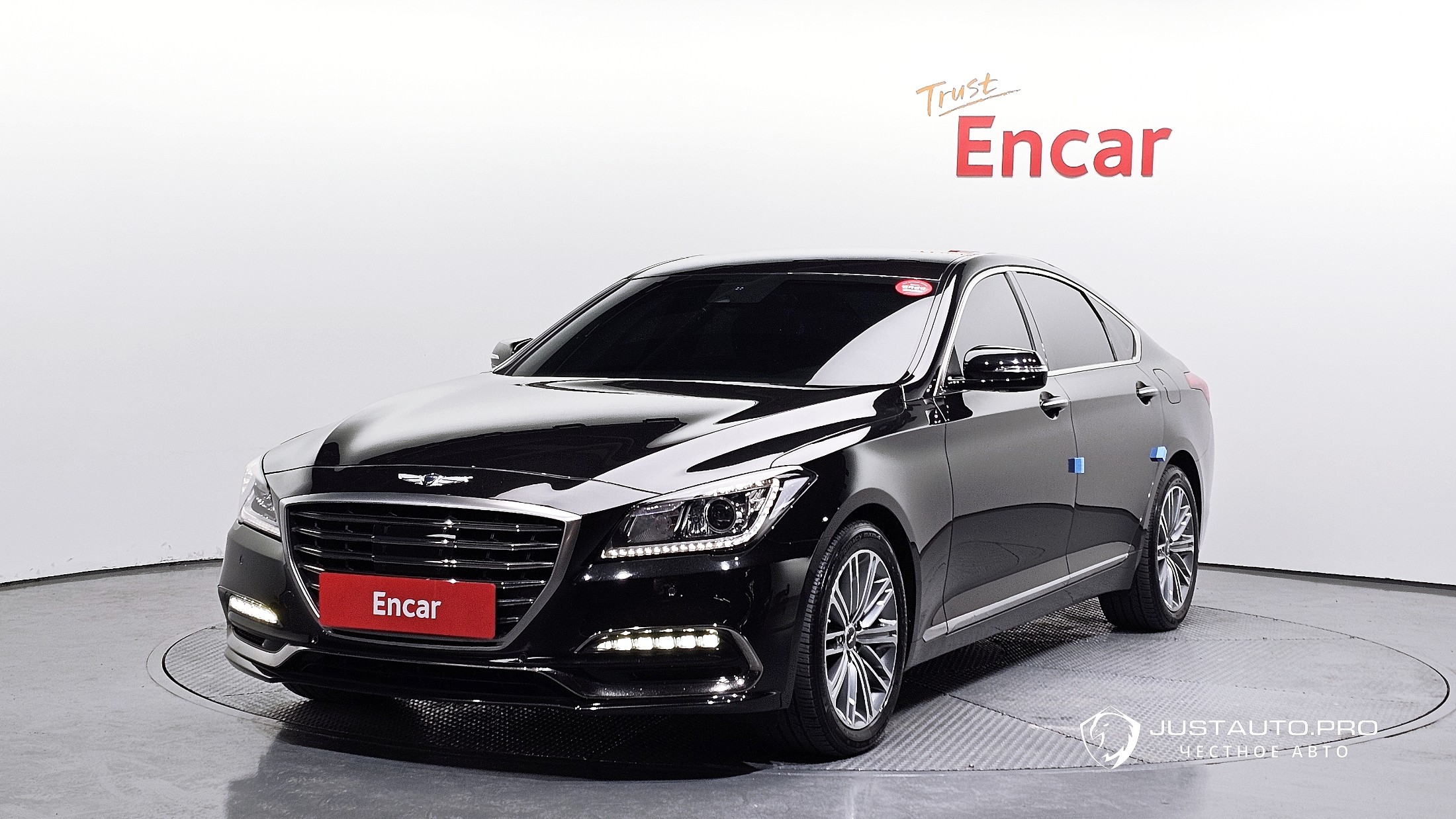 Автомобиль Genesis G80