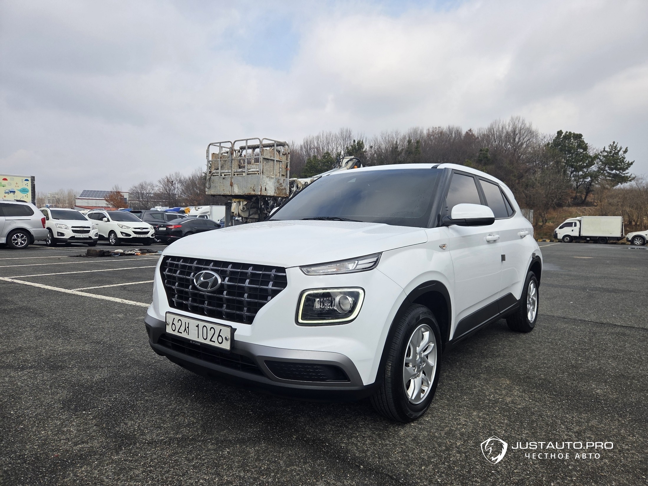 Автомобиль Hyundai Venue