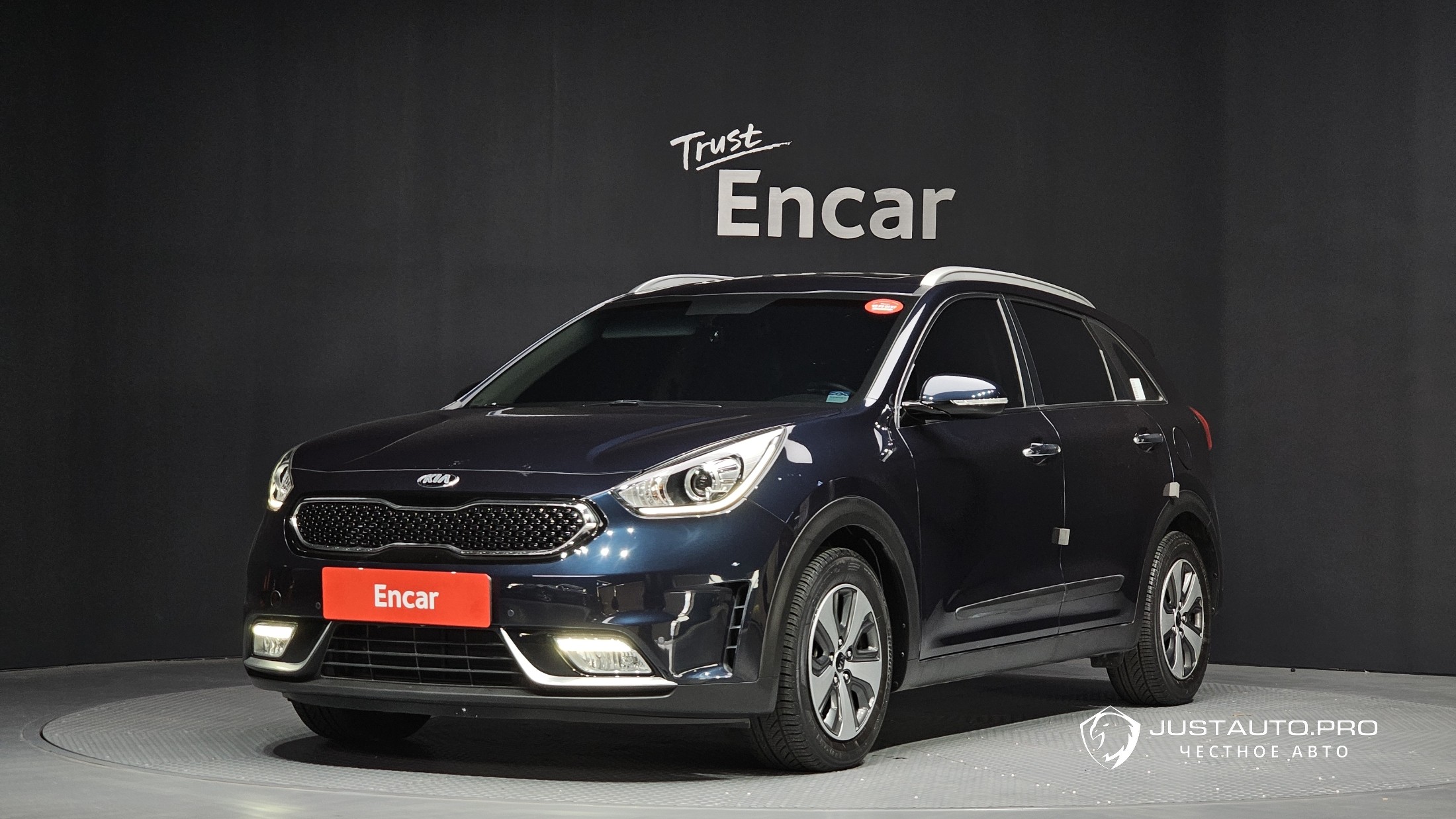 Автомобиль Kia Niro