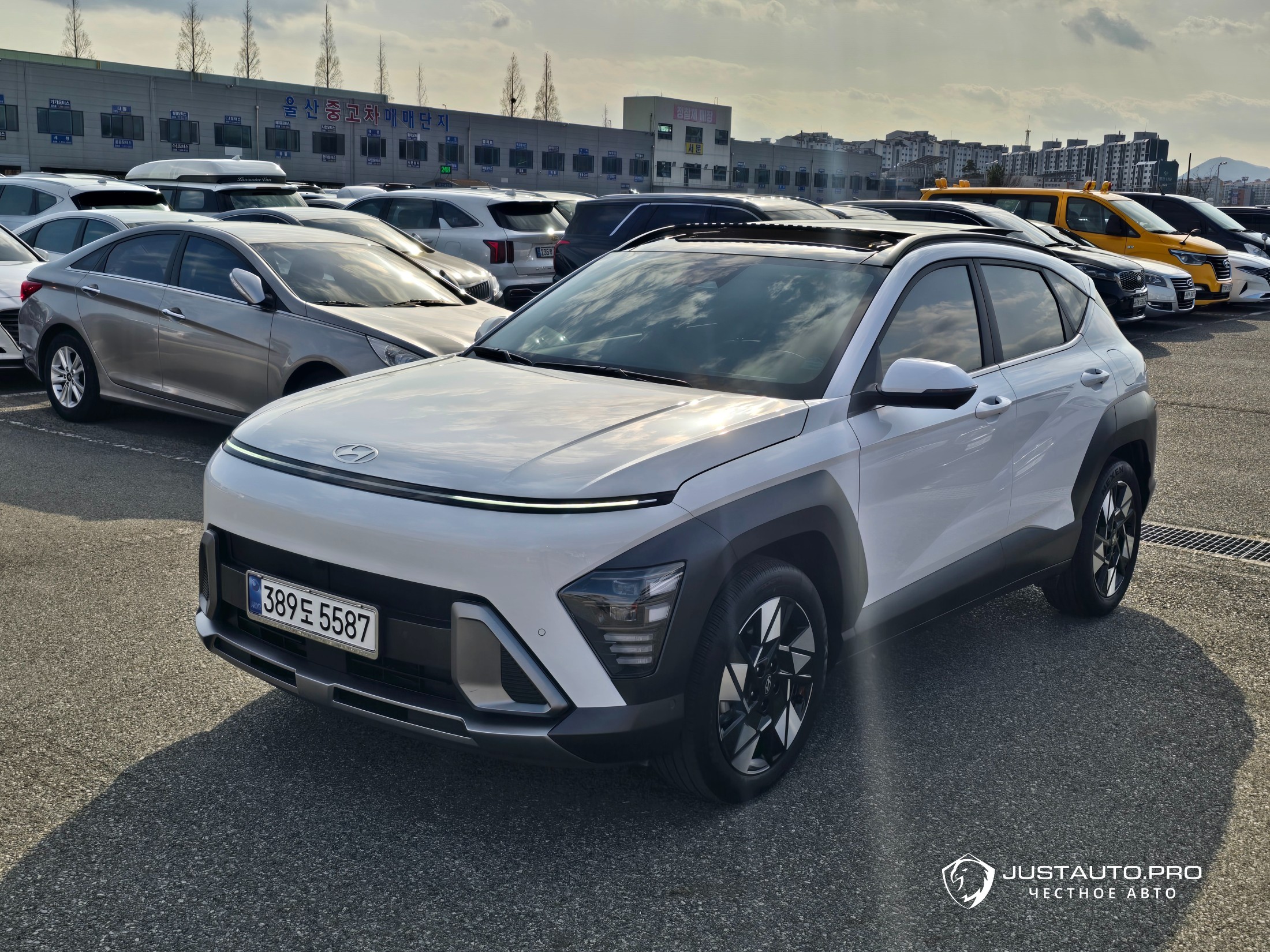 Автомобиль Hyundai Kona