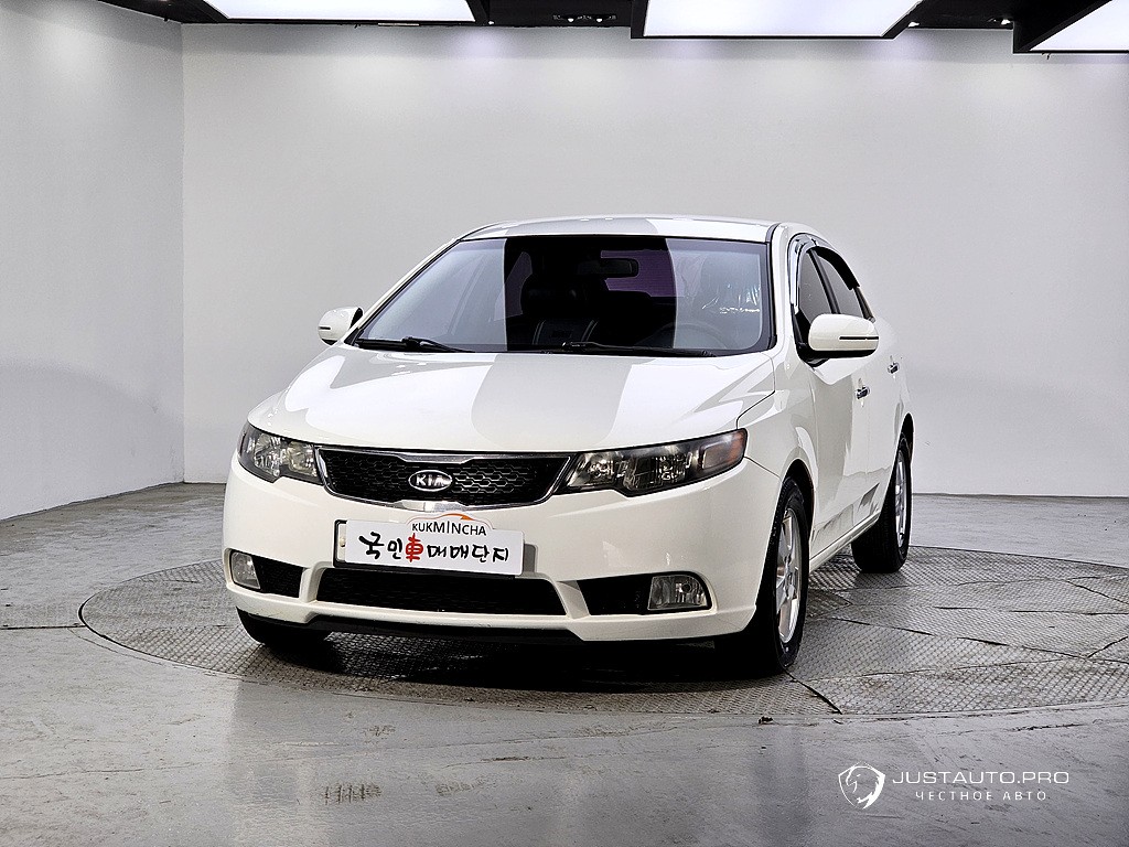 Автомобиль Kia Porte