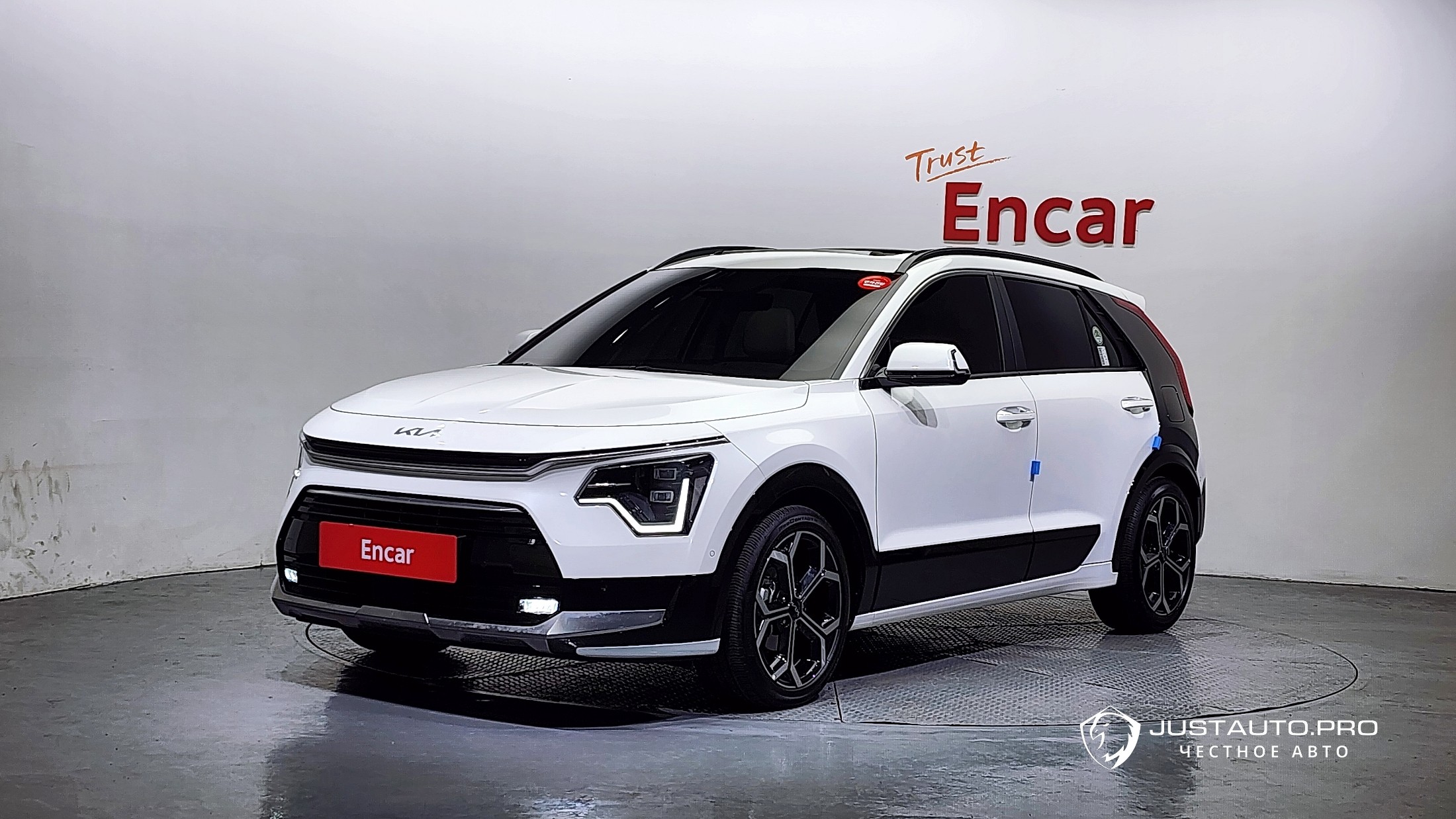 Автомобиль Kia Niro