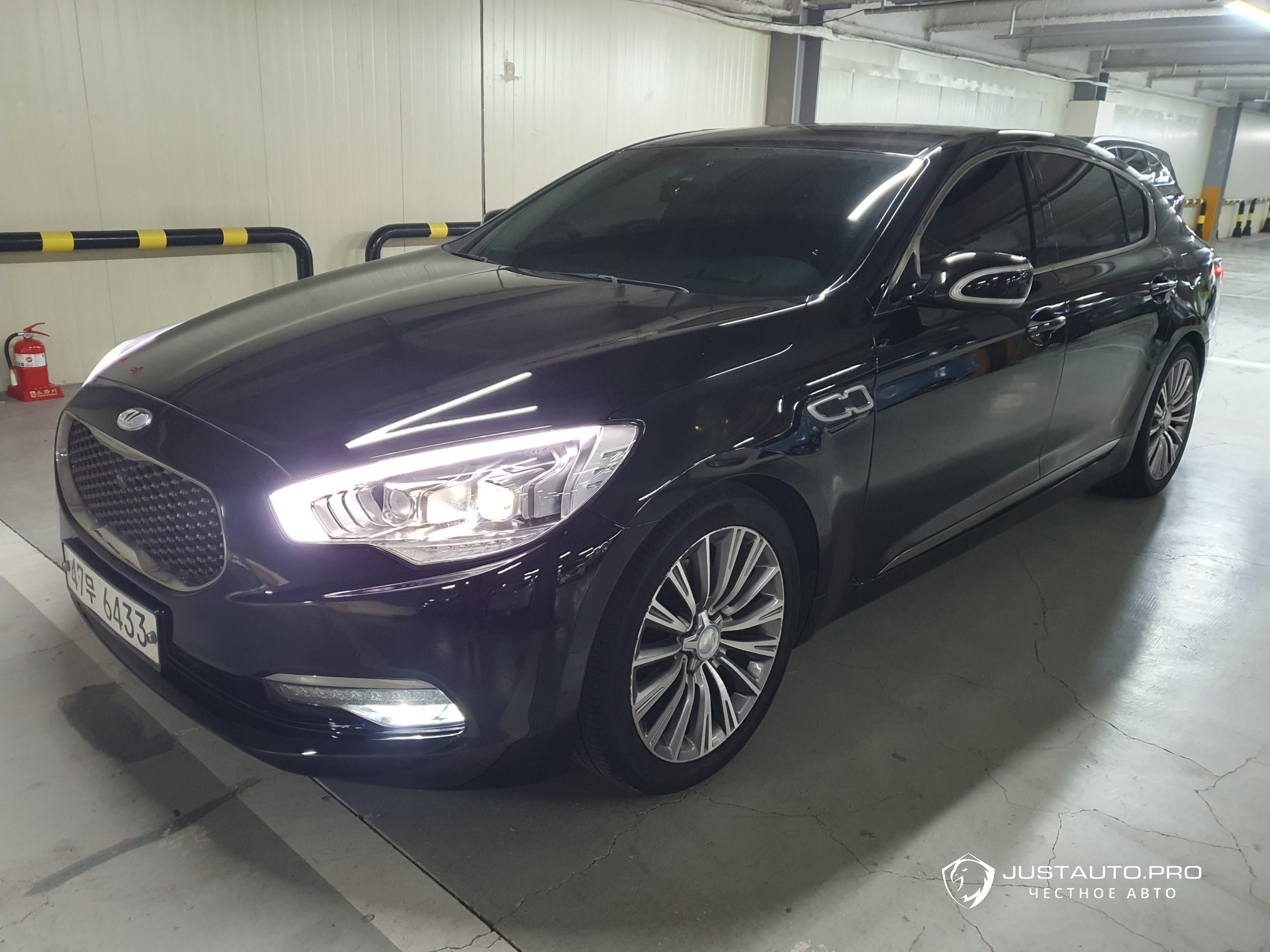 Автомобиль Kia K9