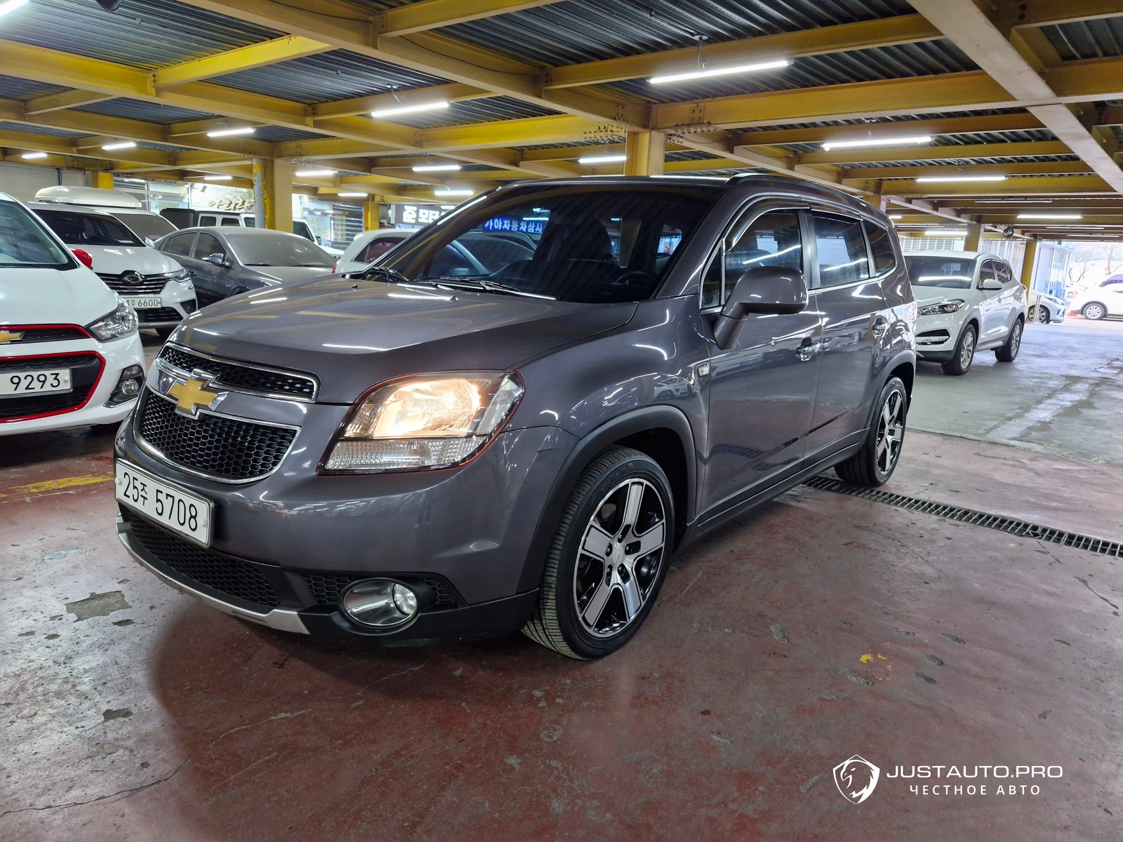 Автомобиль ChevroletGMDaewoo Orlando