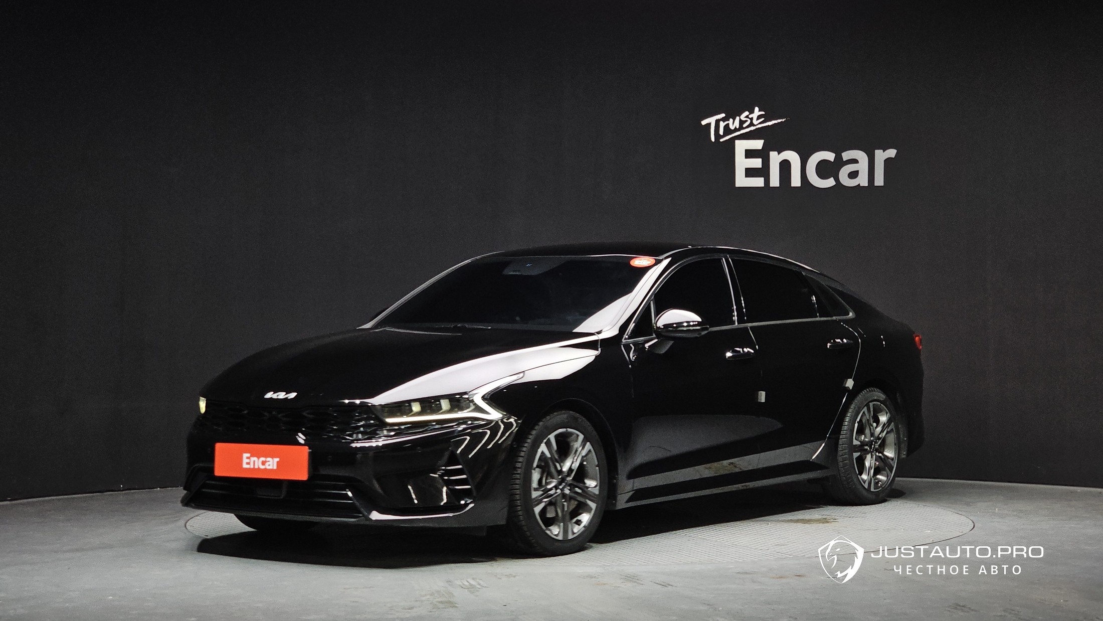 Автомобиль Kia K5