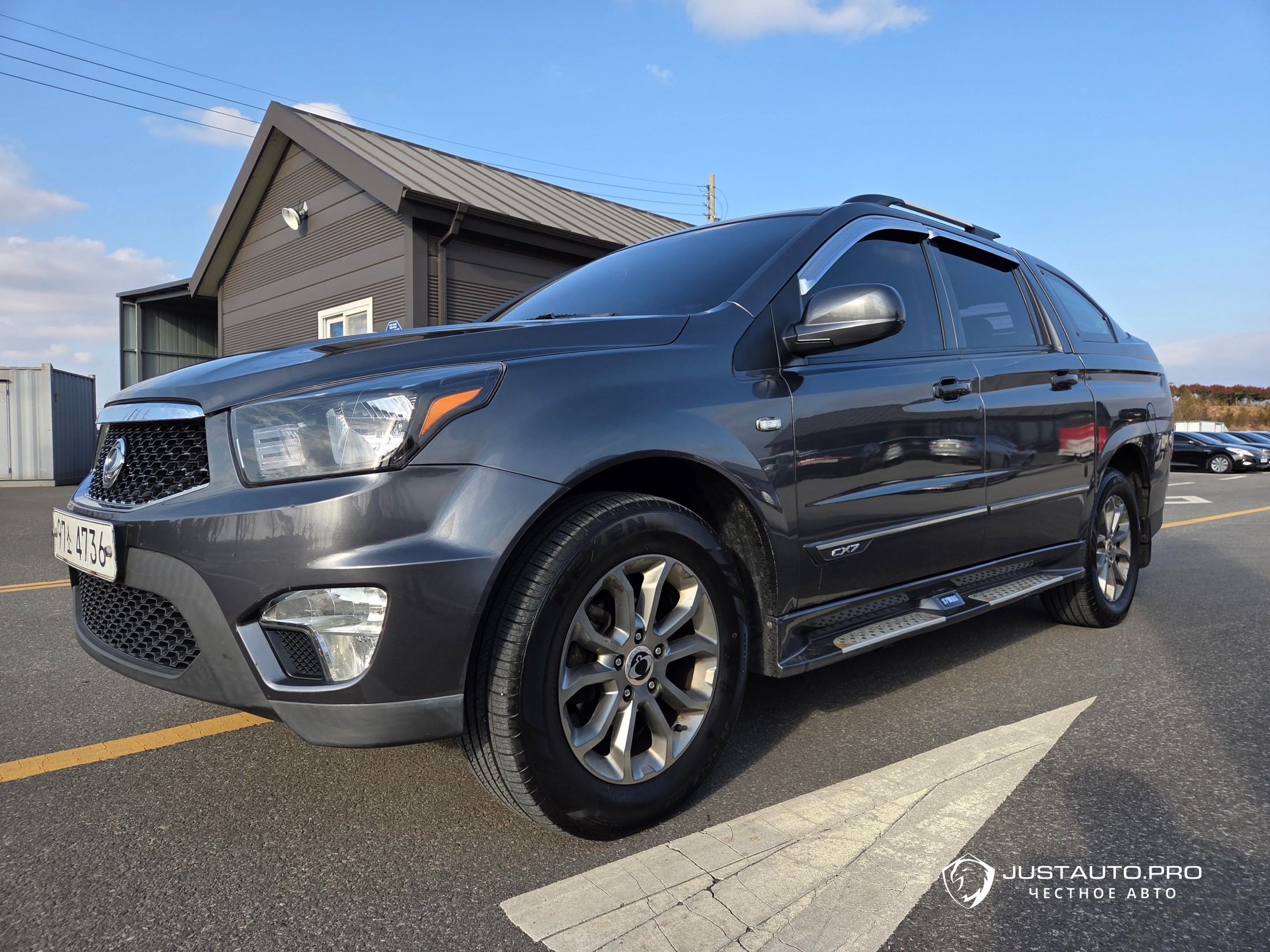 Автомобиль KG_Mobility_Ssangyong KORANDO