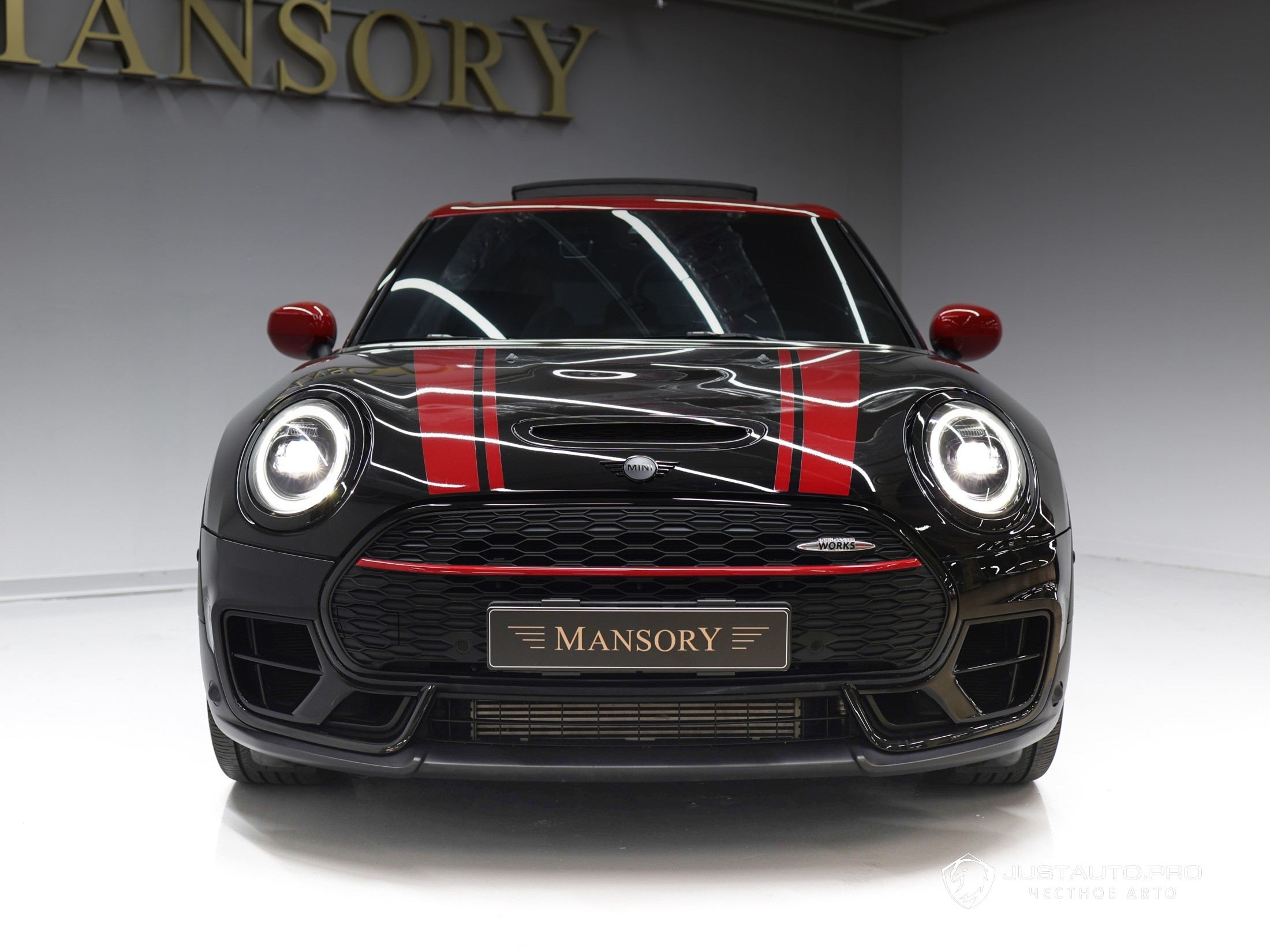 Автомобиль Mini Clubman