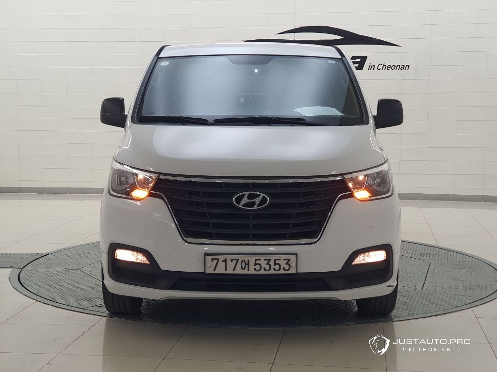 Автомобиль Hyundai Starex