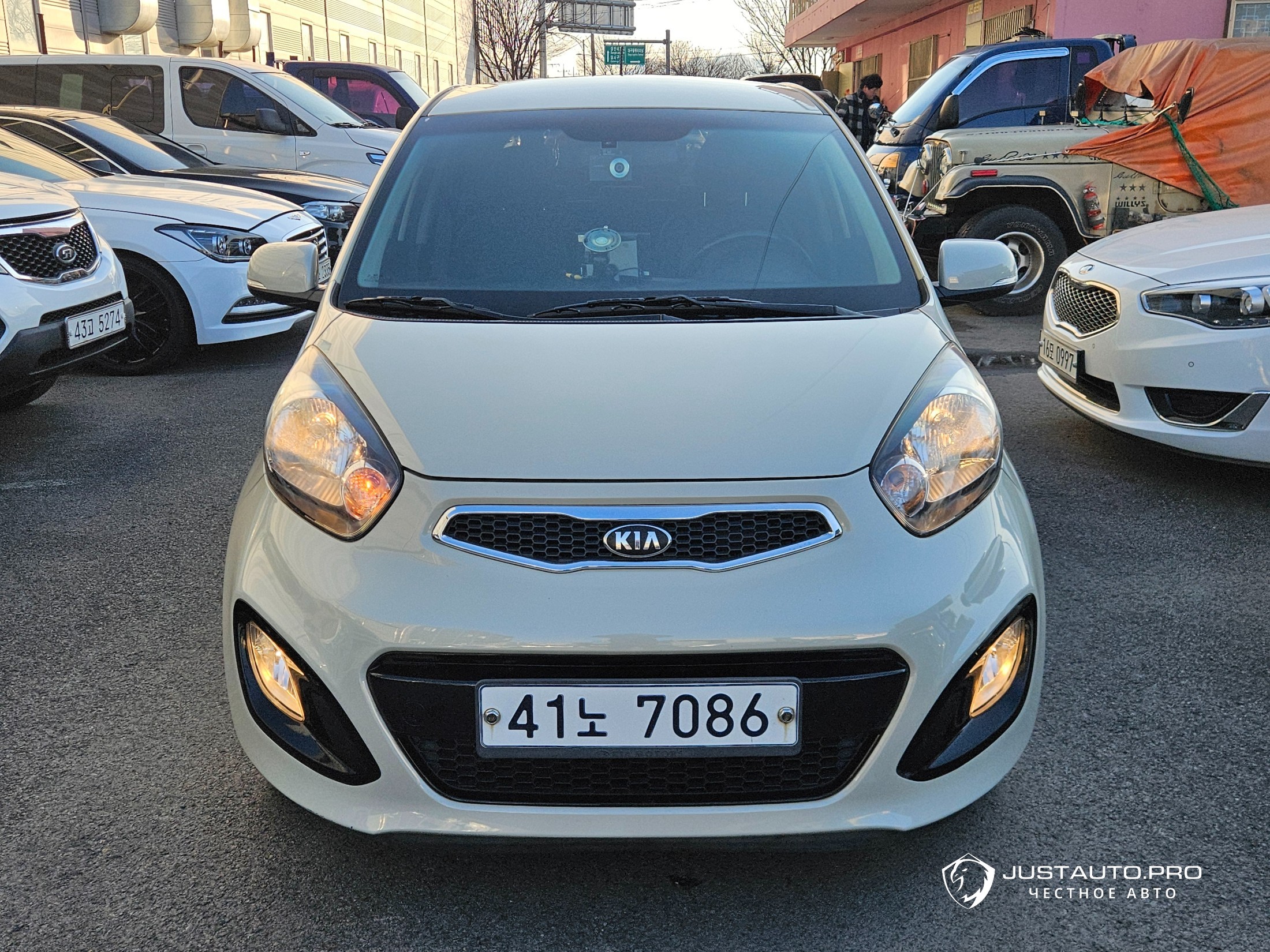Автомобиль Kia morning
