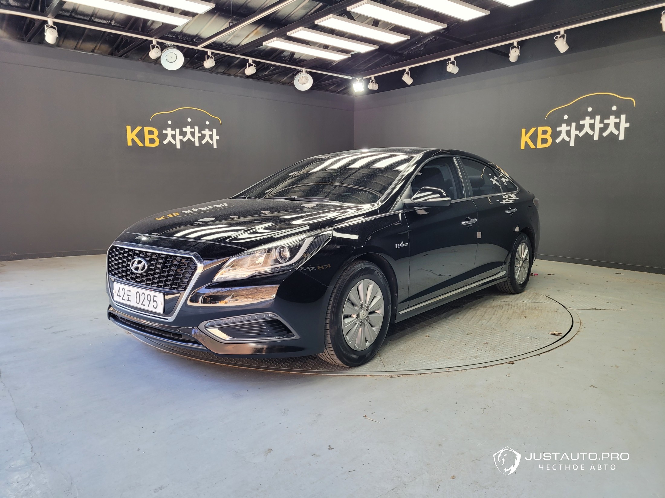 Автомобиль Hyundai Sonata
