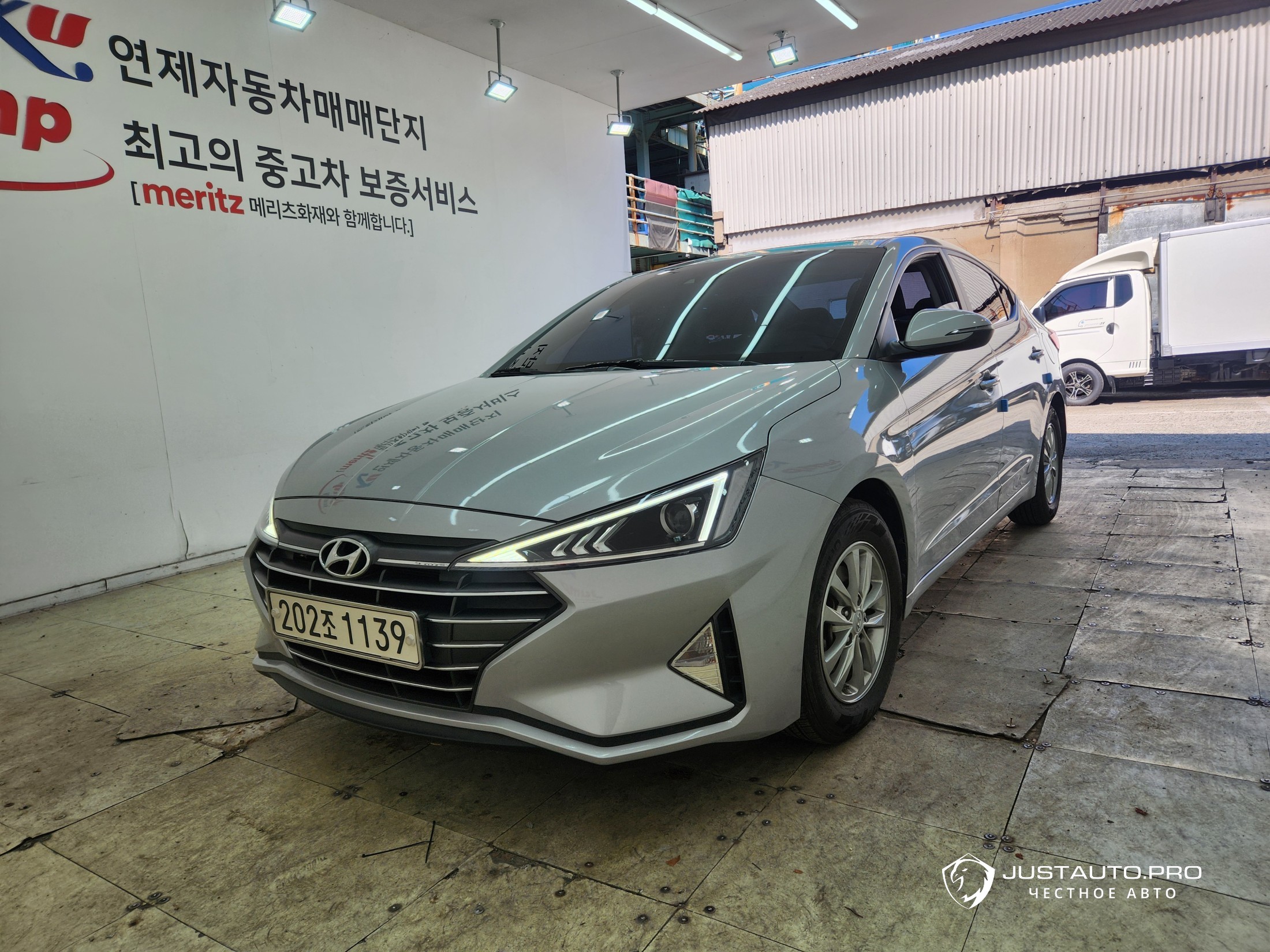 Автомобиль Hyundai AVANTE