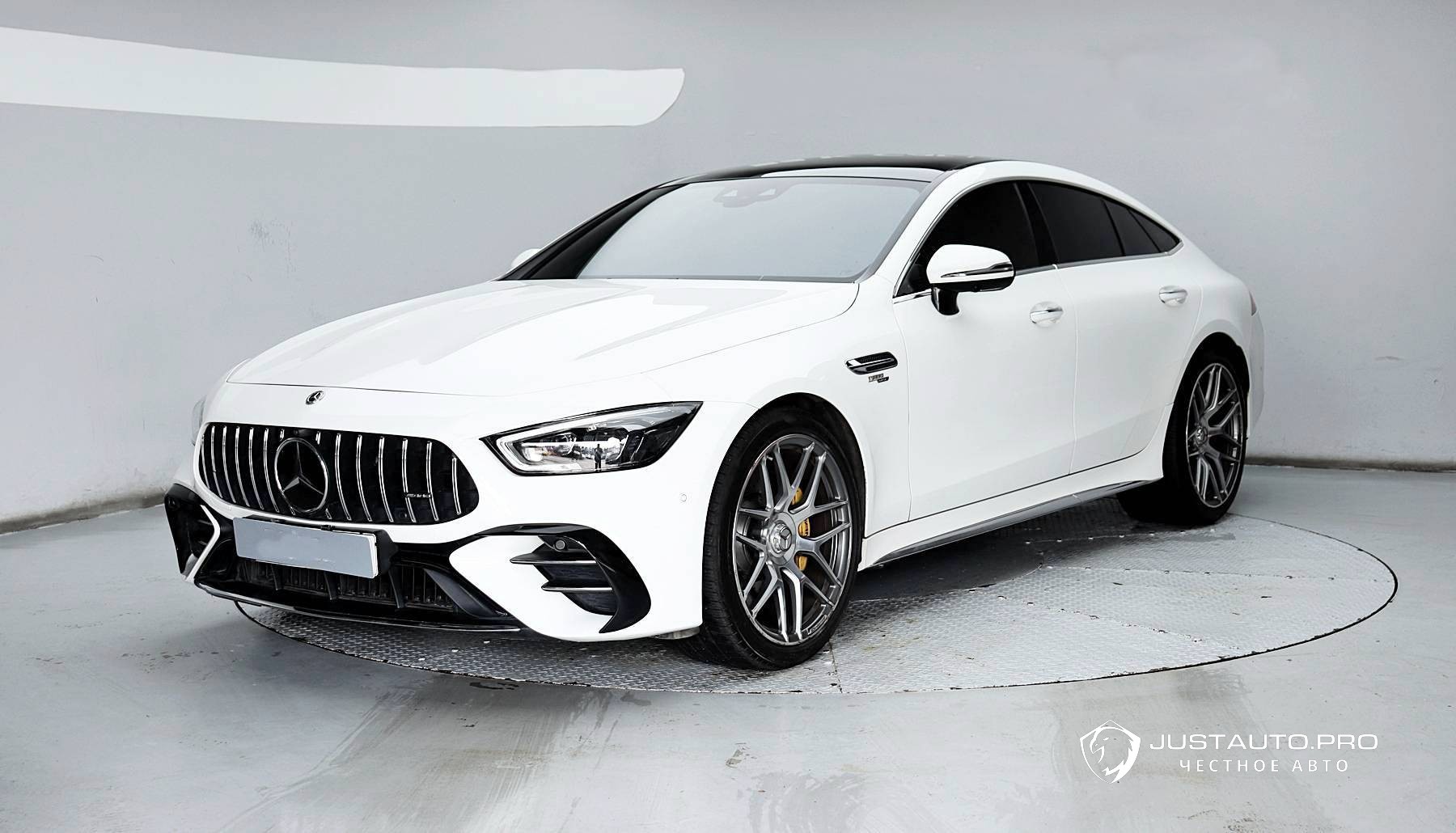 Автомобиль Mercedes-Benz AMG GT