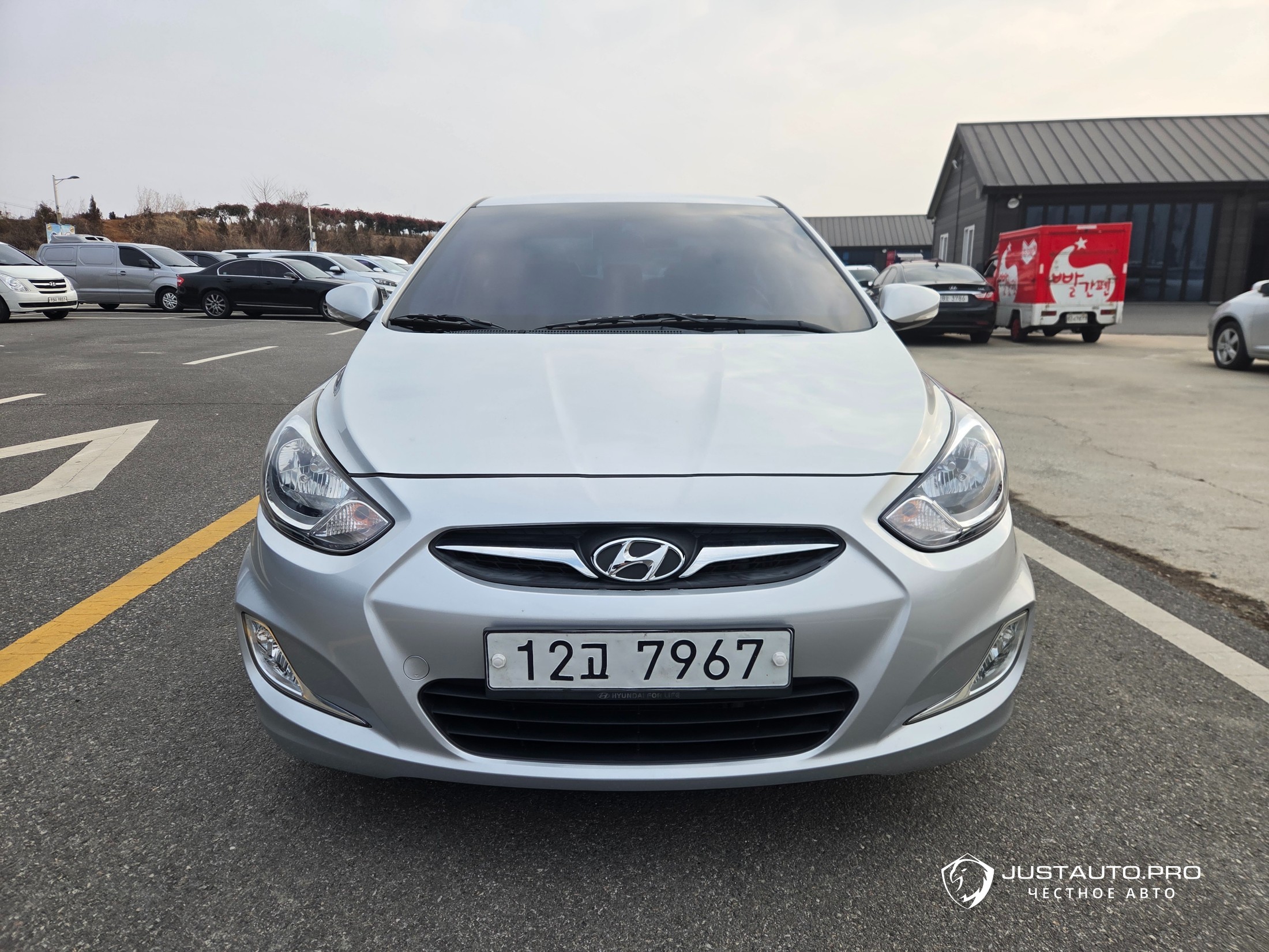 Автомобиль Hyundai Accent