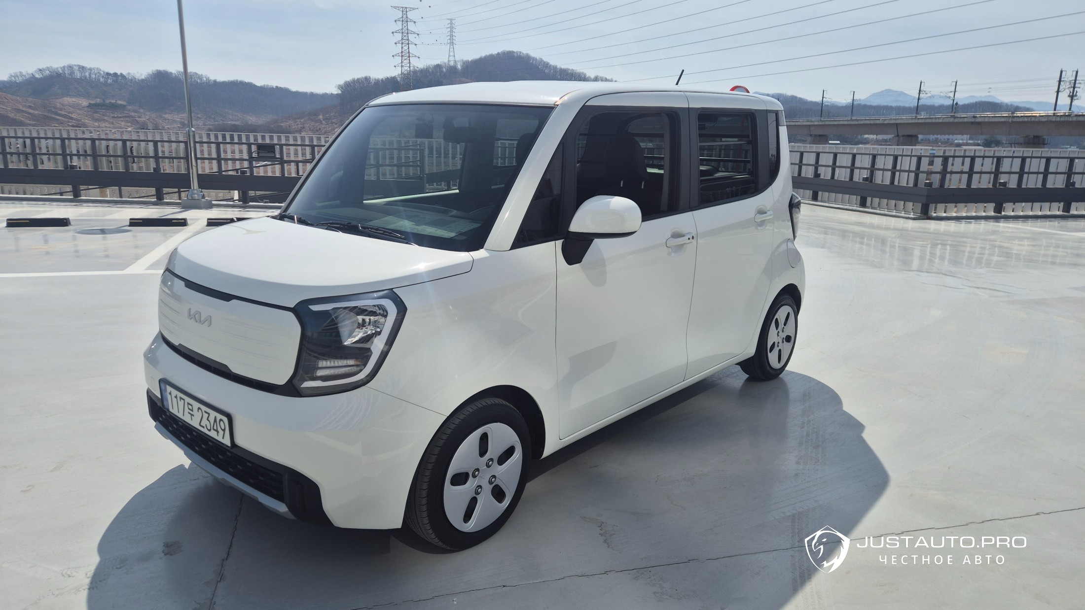 Автомобиль Kia RAY