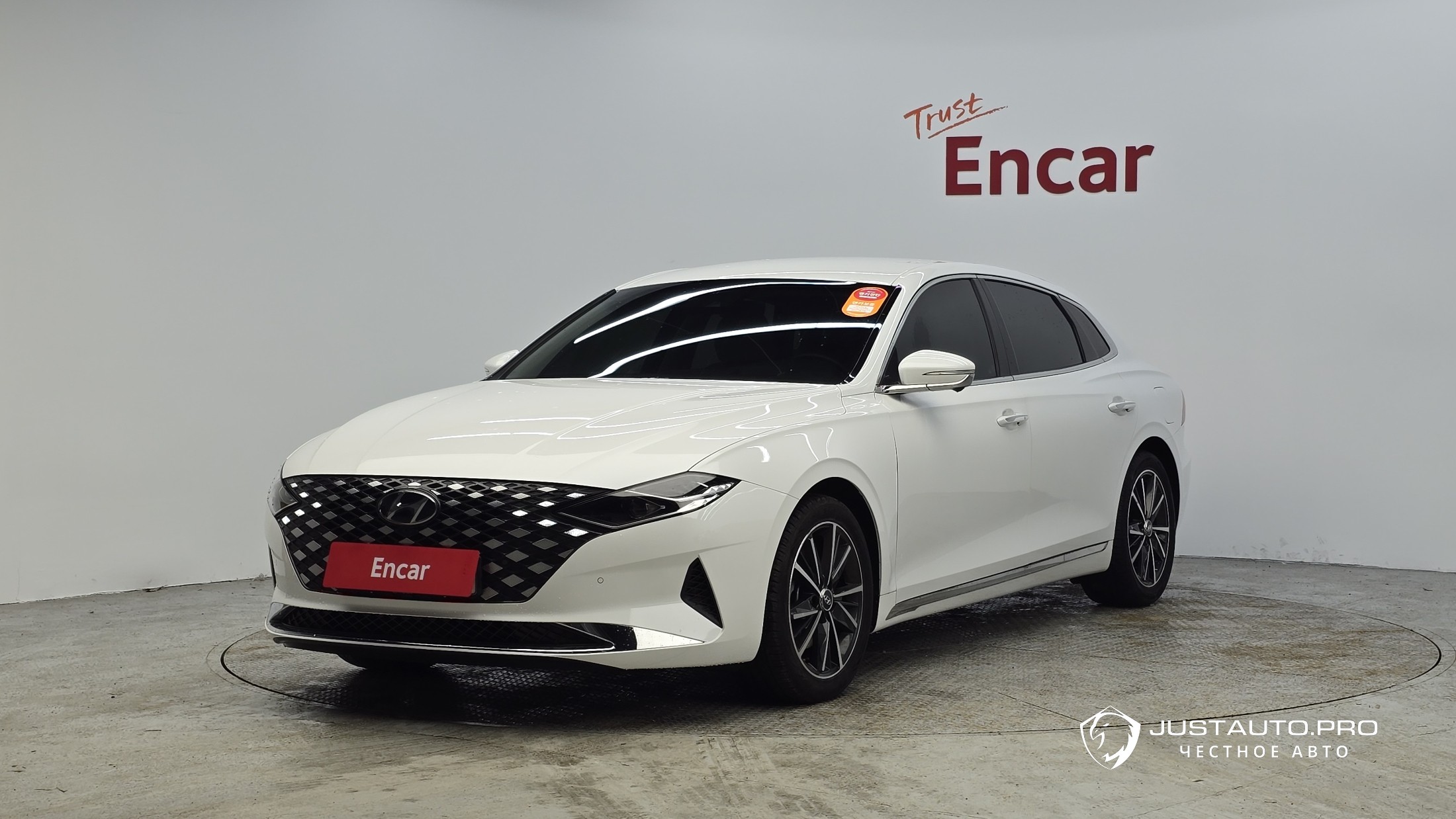 Автомобиль Hyundai Grandeur