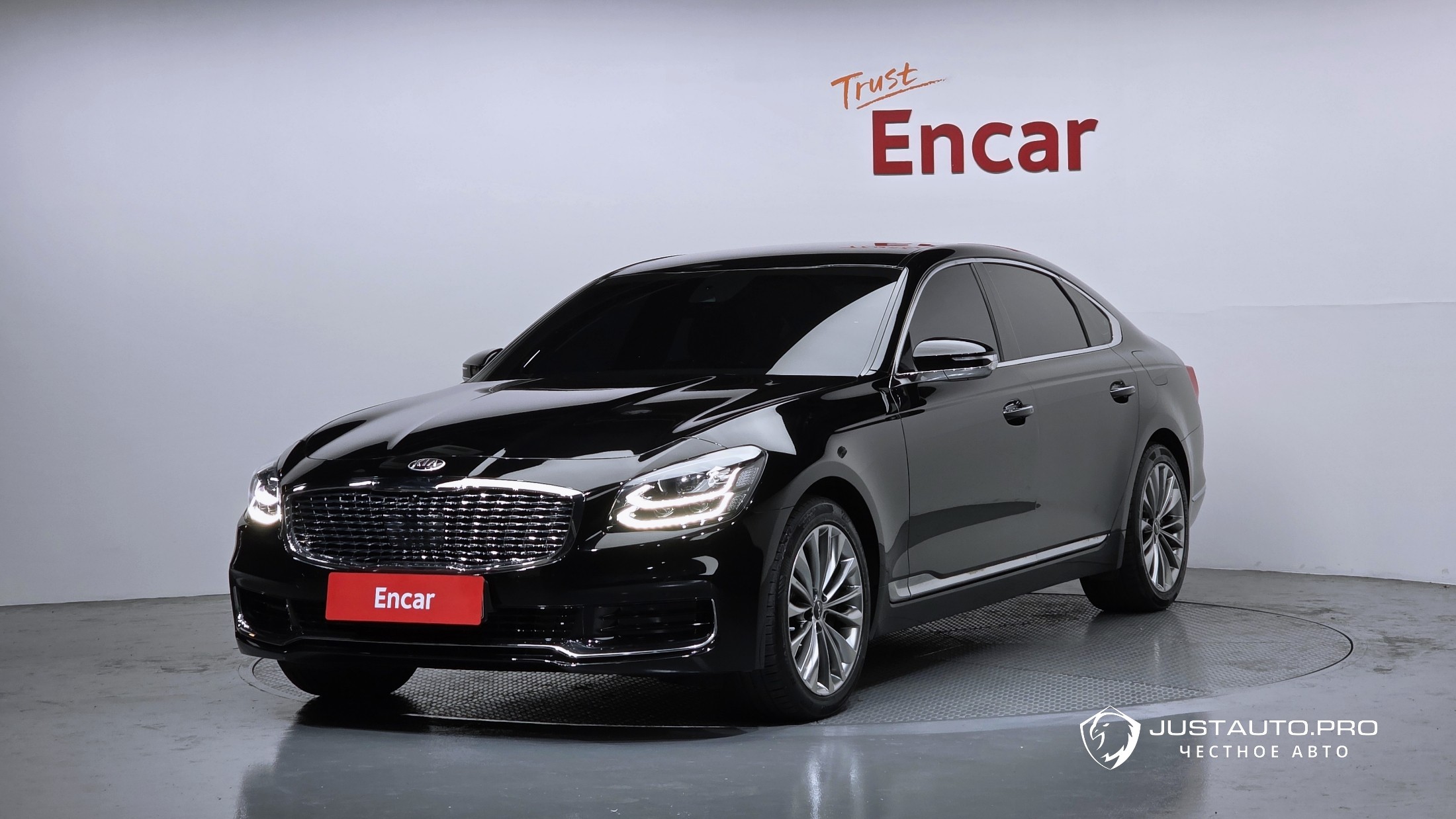 Автомобиль Kia K9