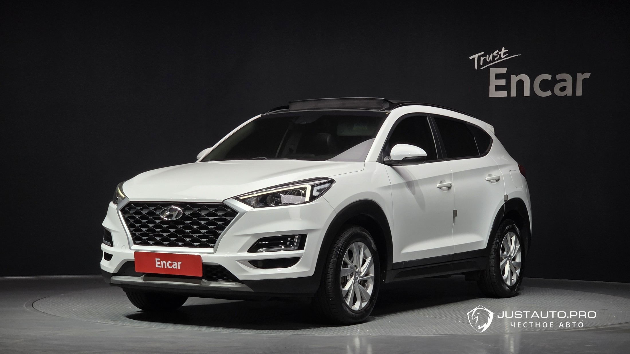 Автомобиль Hyundai Tucson