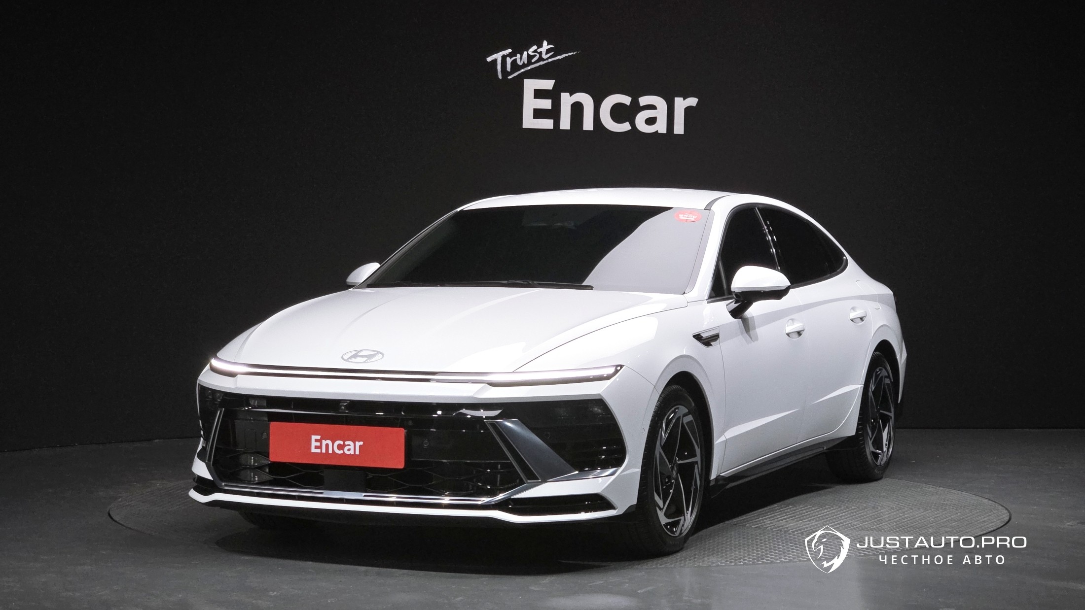 Автомобиль Hyundai Sonata